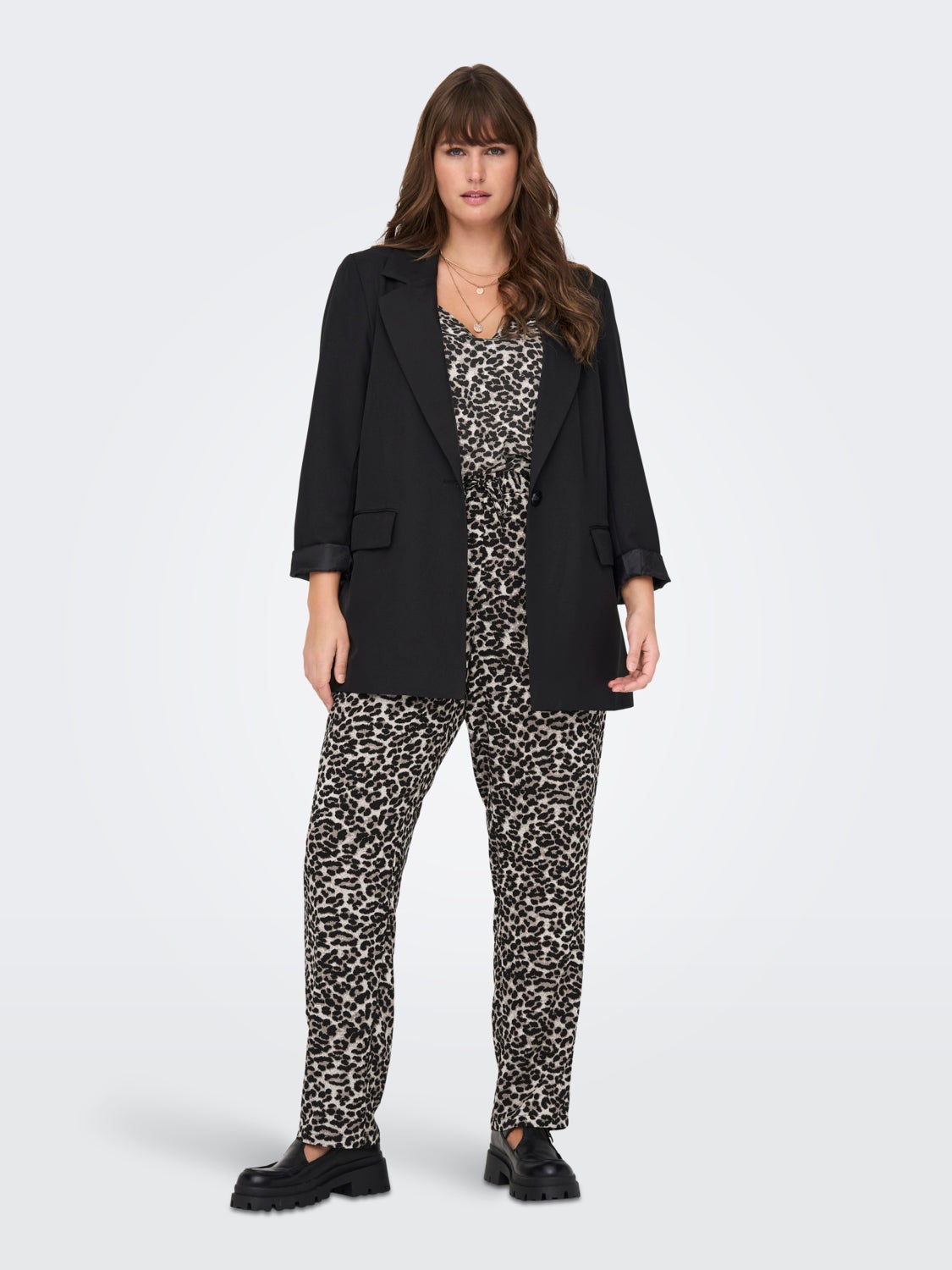 Curvy leo print trousers