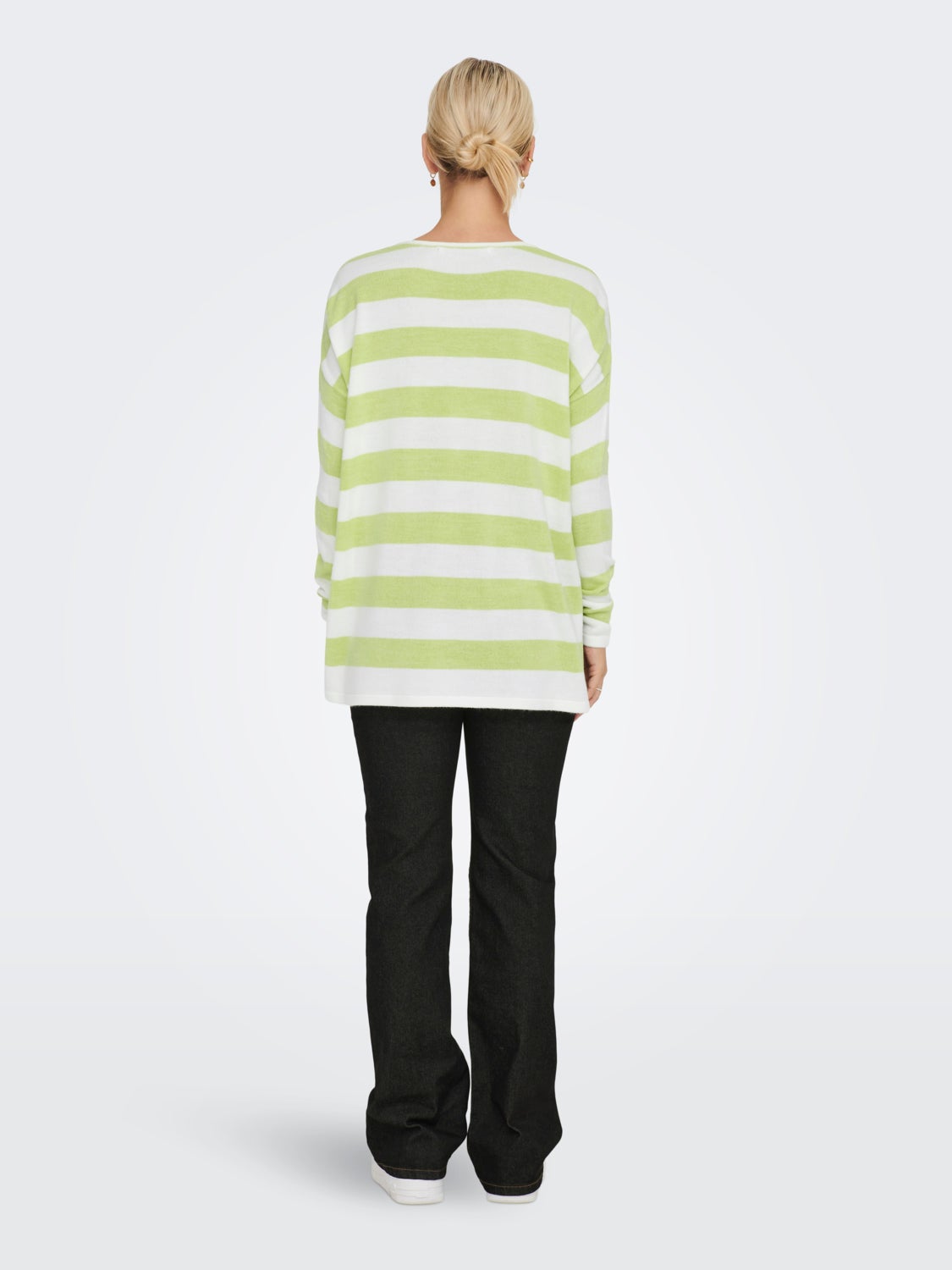 V-neck Knitted Pullover