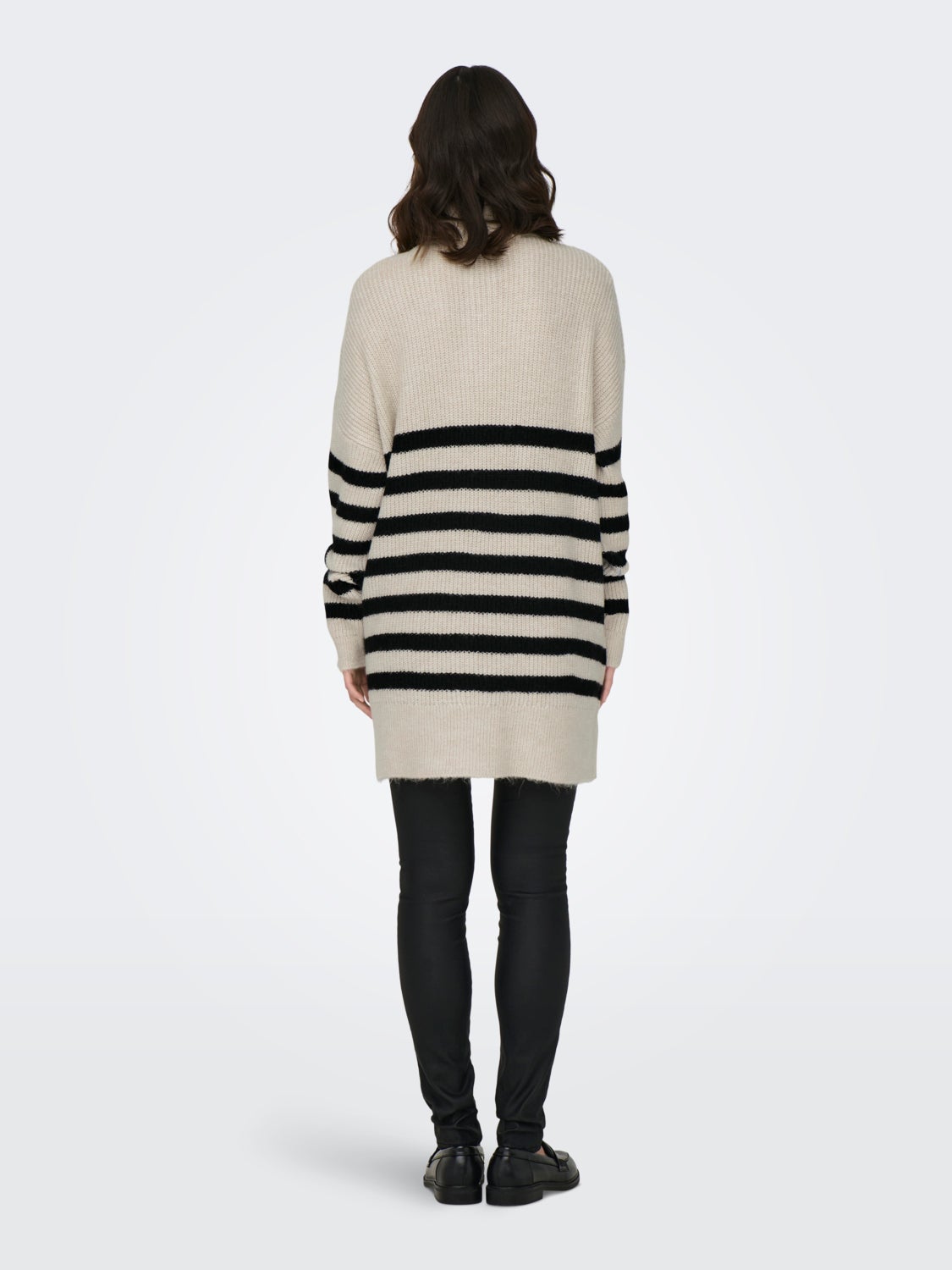 High neck knitted pullover