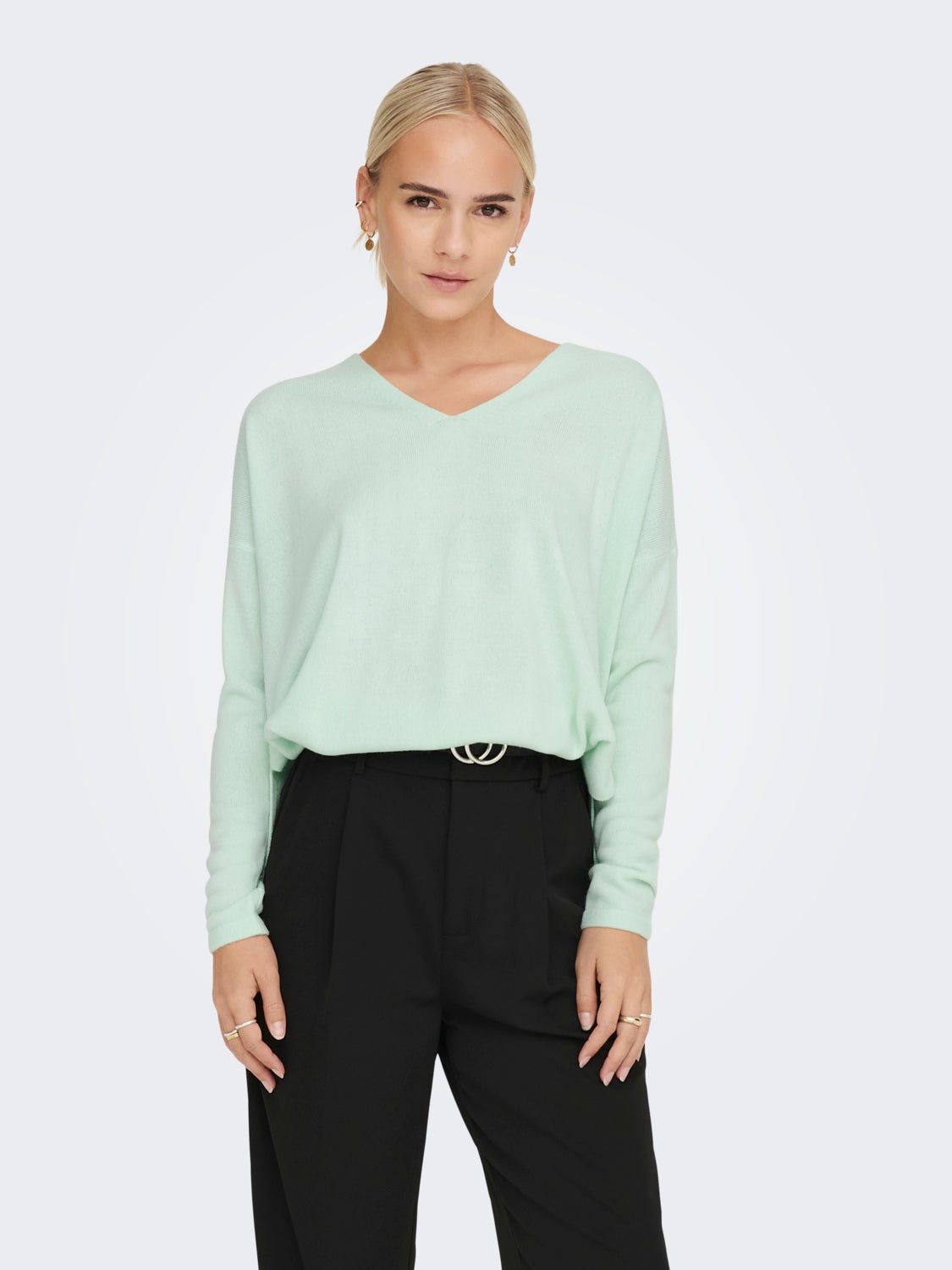 V-neck Knitted Pullover