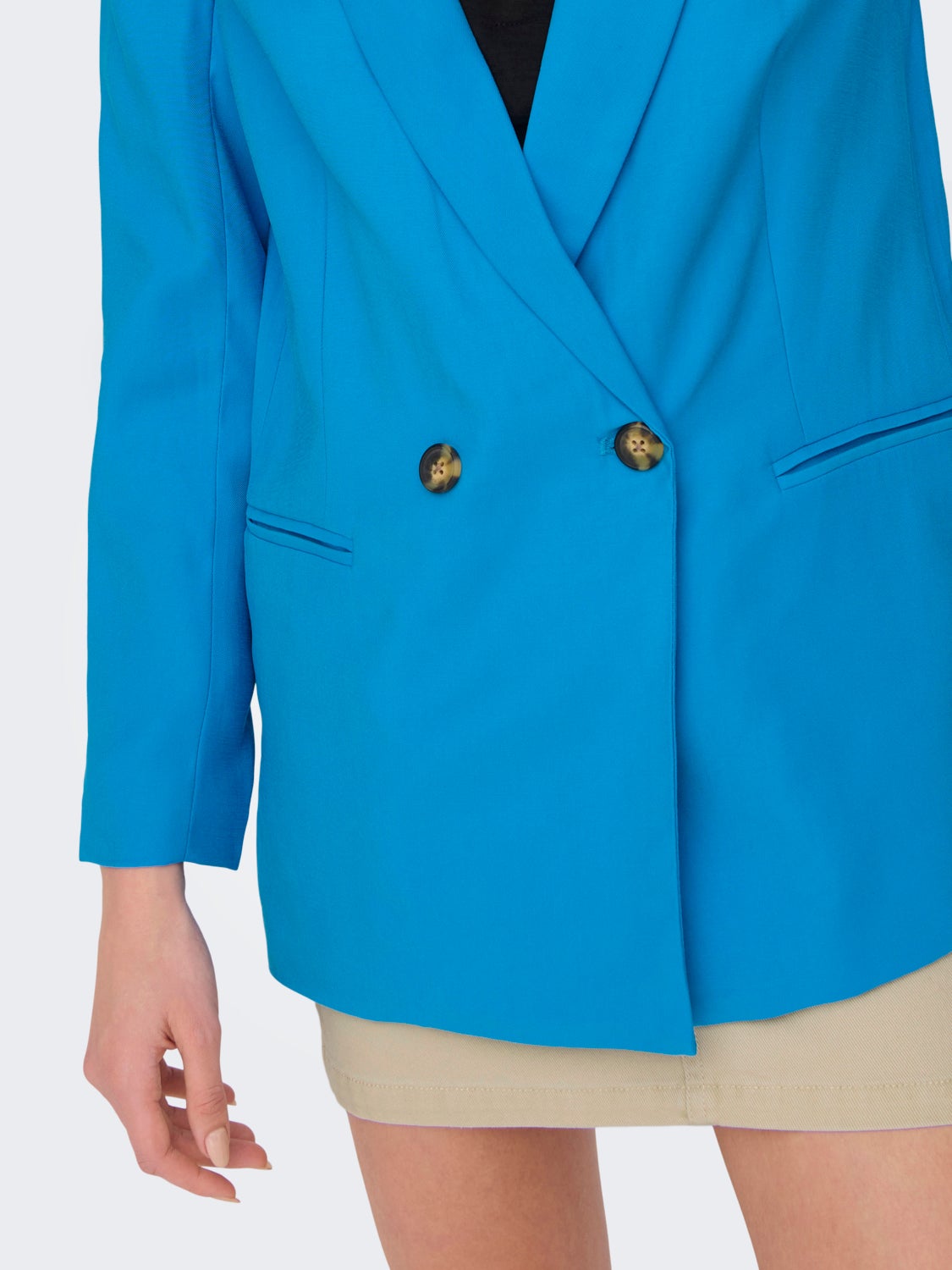 Regular Fit Peak lapel Blazer