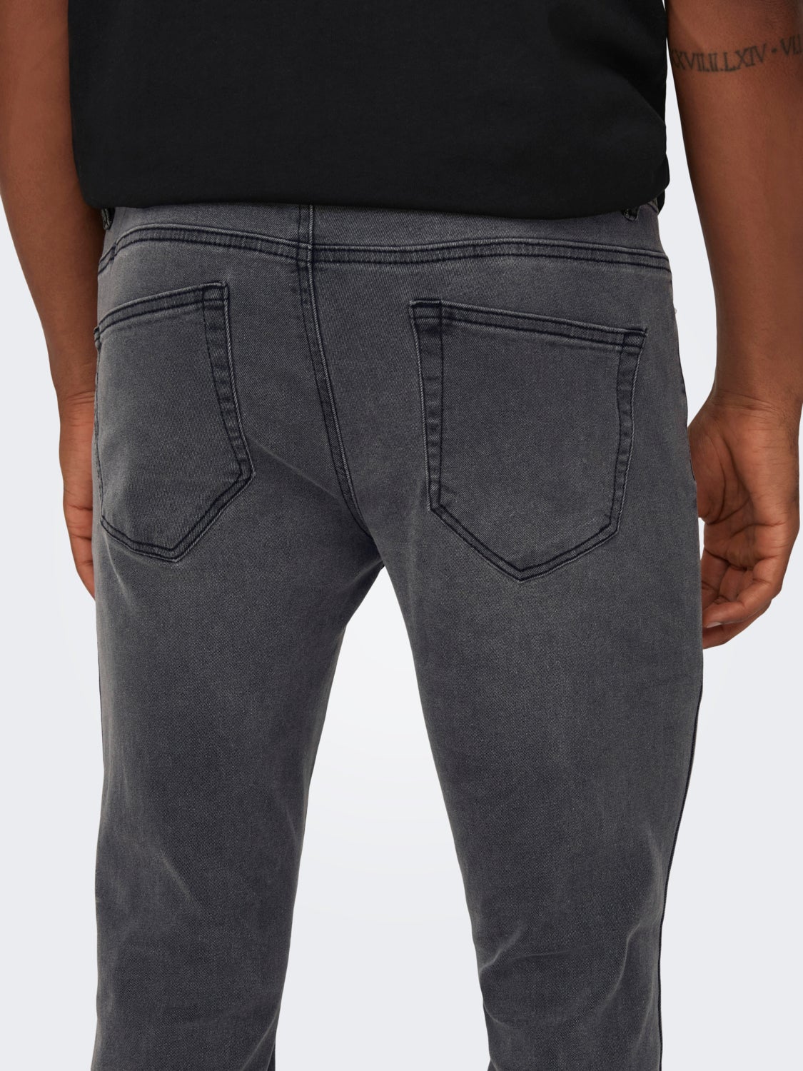 Slim Fit Mid rise Jeans