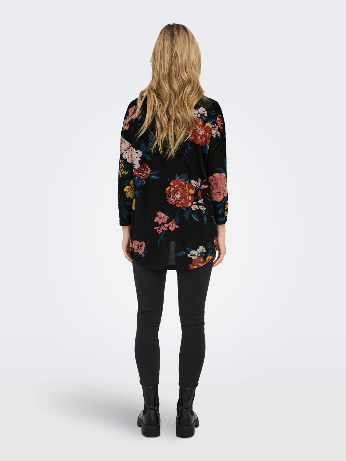 Printed 3/4 sleeved top