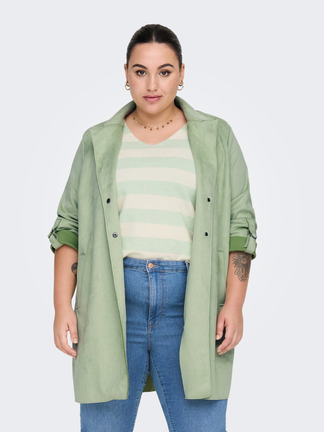 Curvy faux suede coat