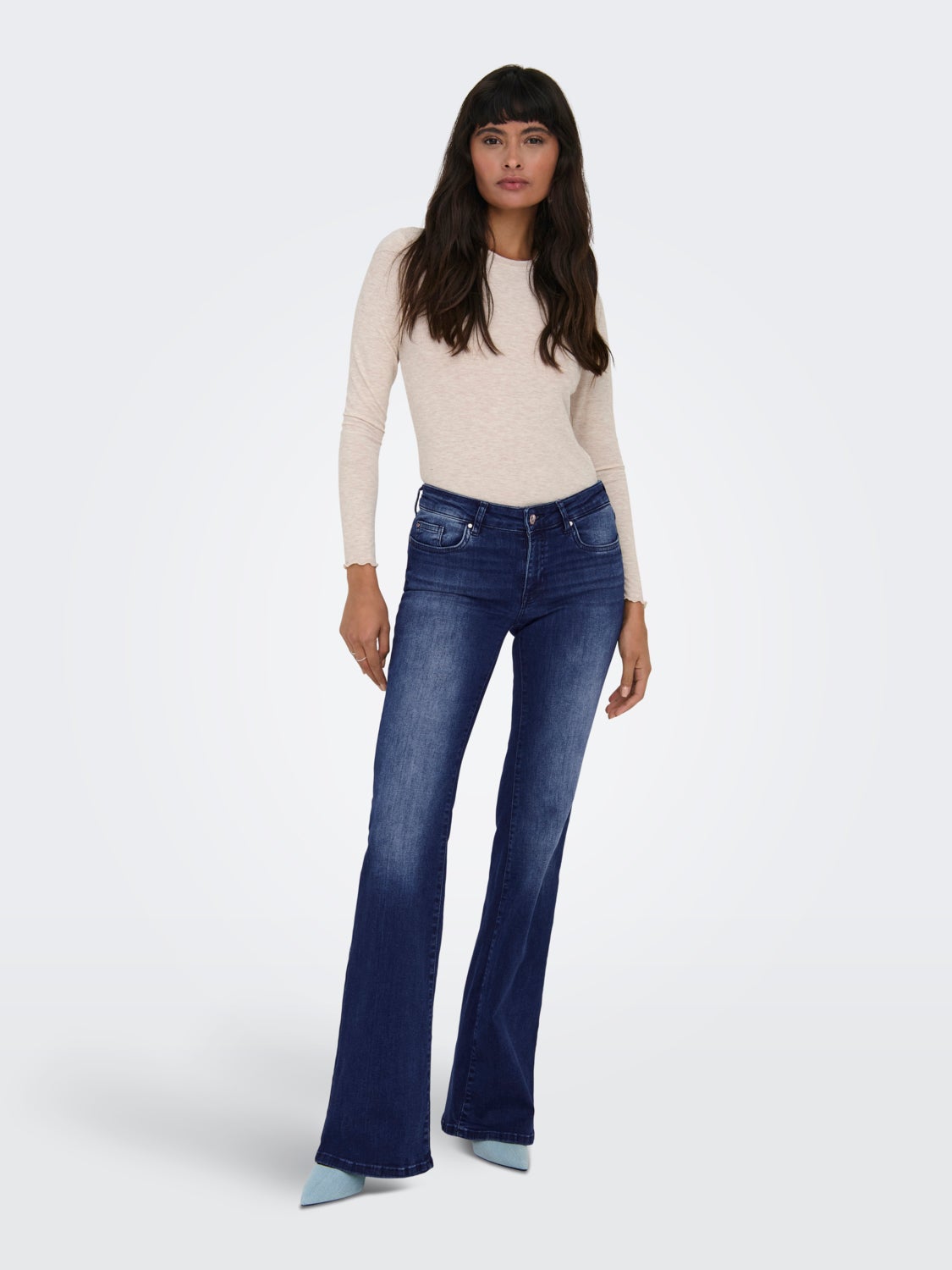 Wide Leg Fit Low waist Jeans