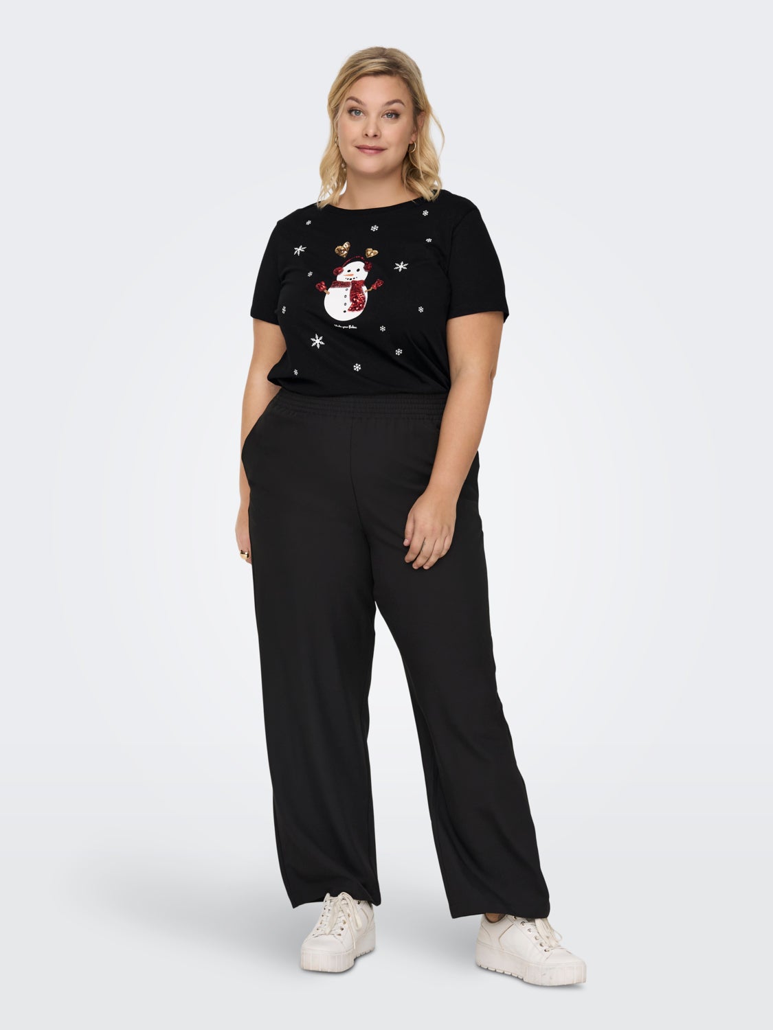 Curvy christmas detailed t-shirt