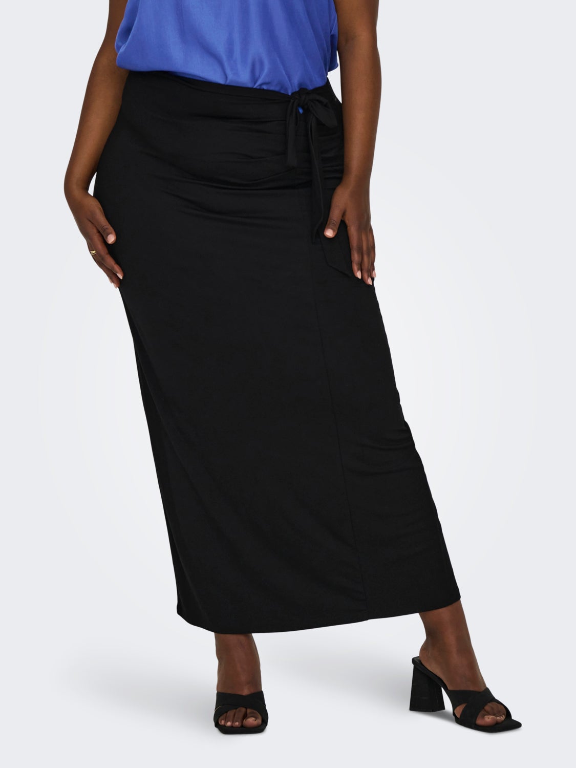 Curvy maxi skirt