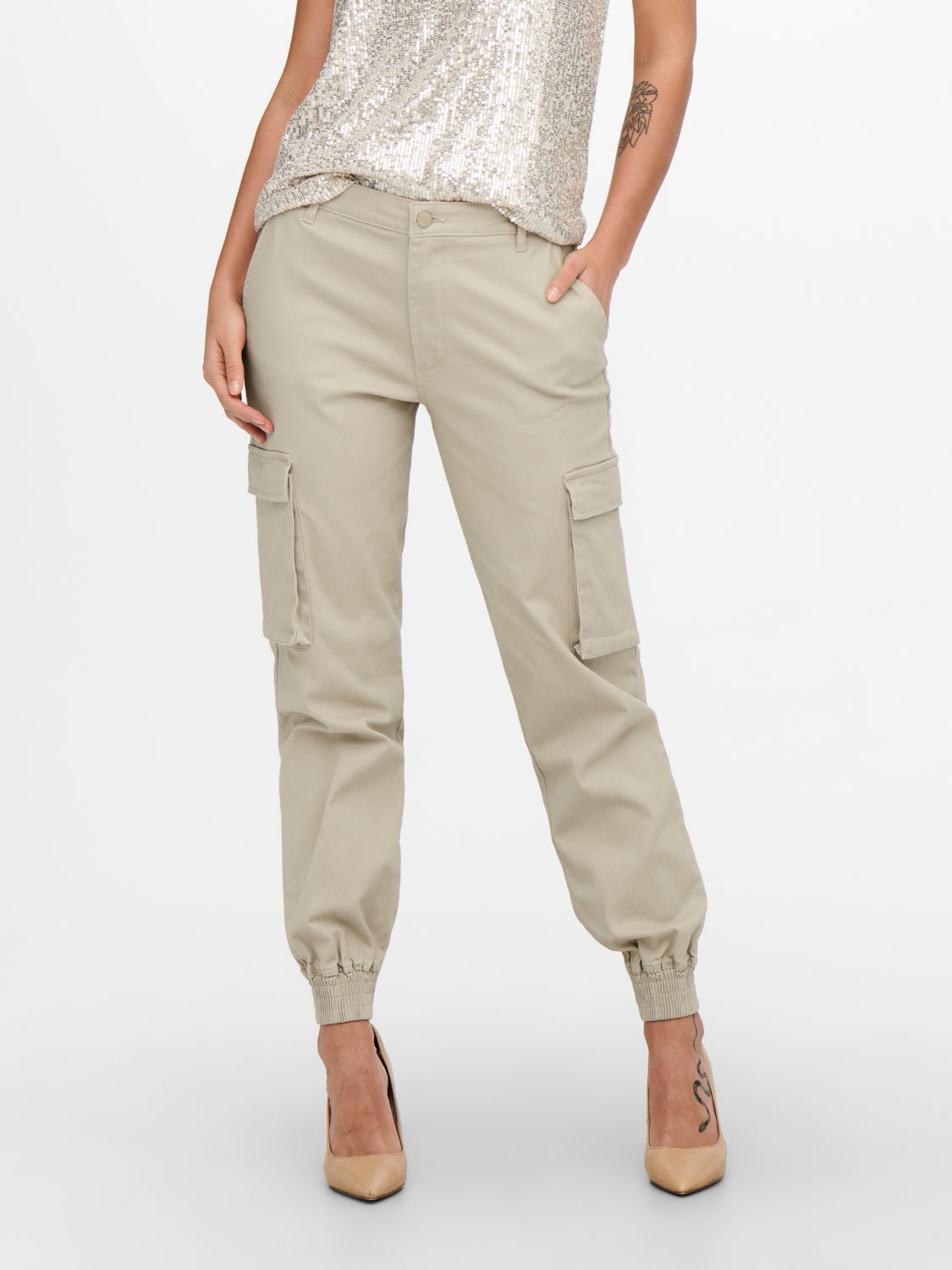 Mid waist Cargo trousers