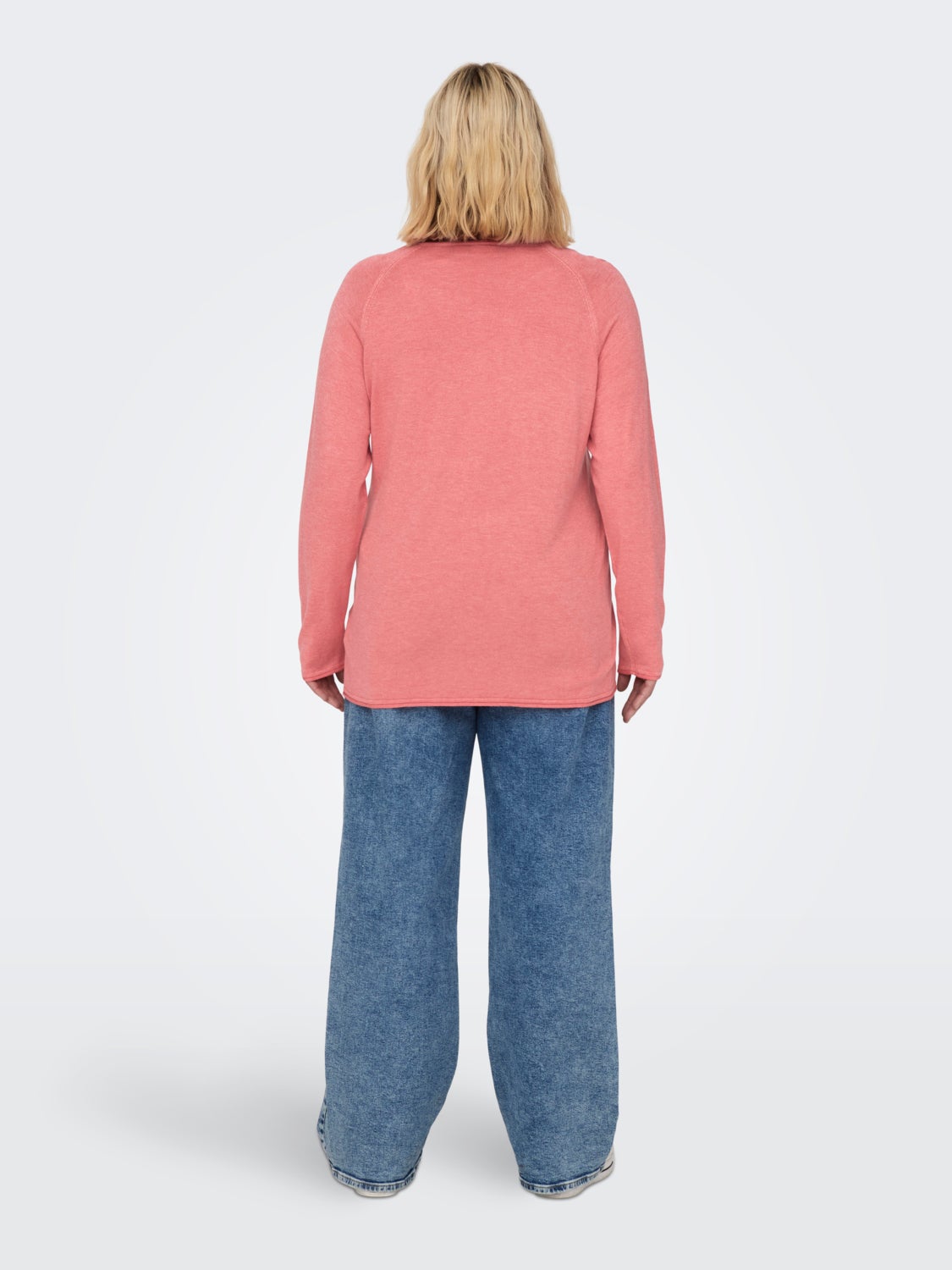 Curvy solid colored Knitted Pullover