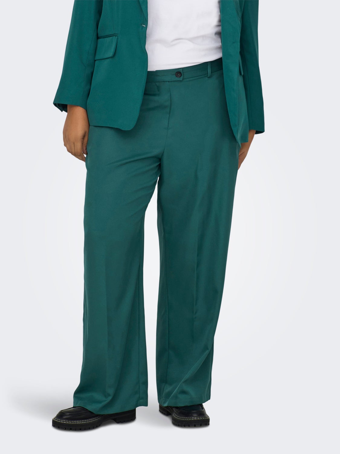 Curvy pants with high waist