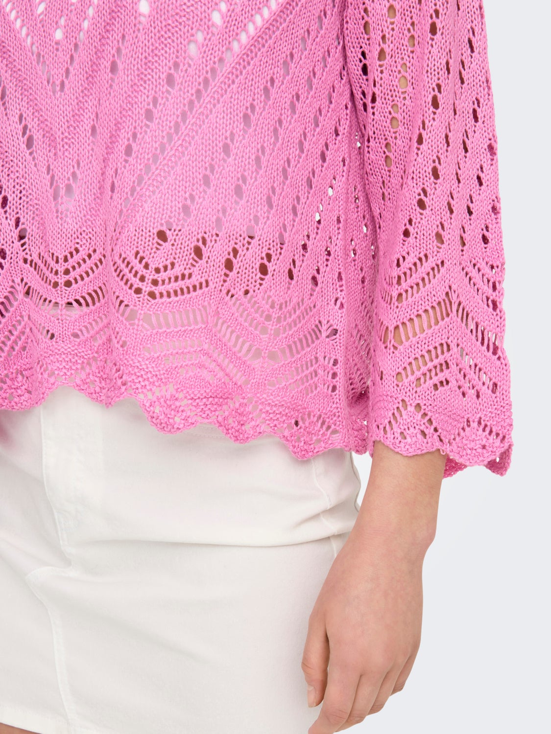 Short Knitted Pullover