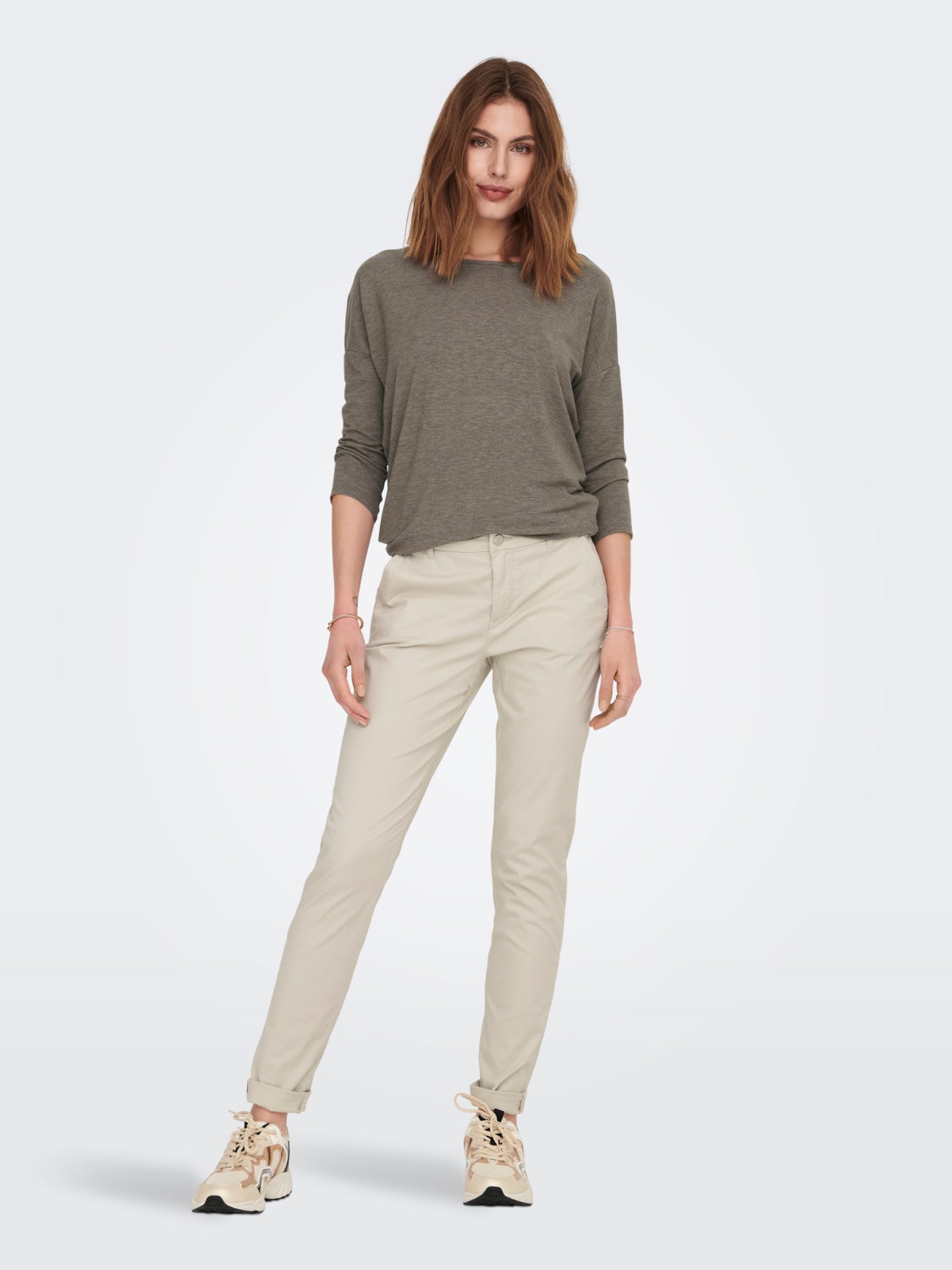 Loose fitted 3/4 sleeved top