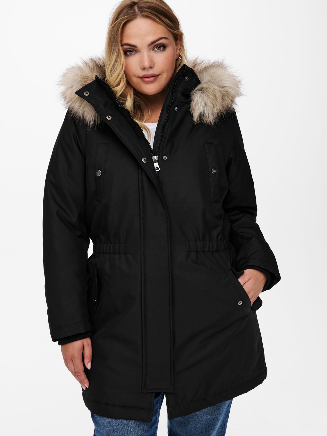 Curvy jacket with hood