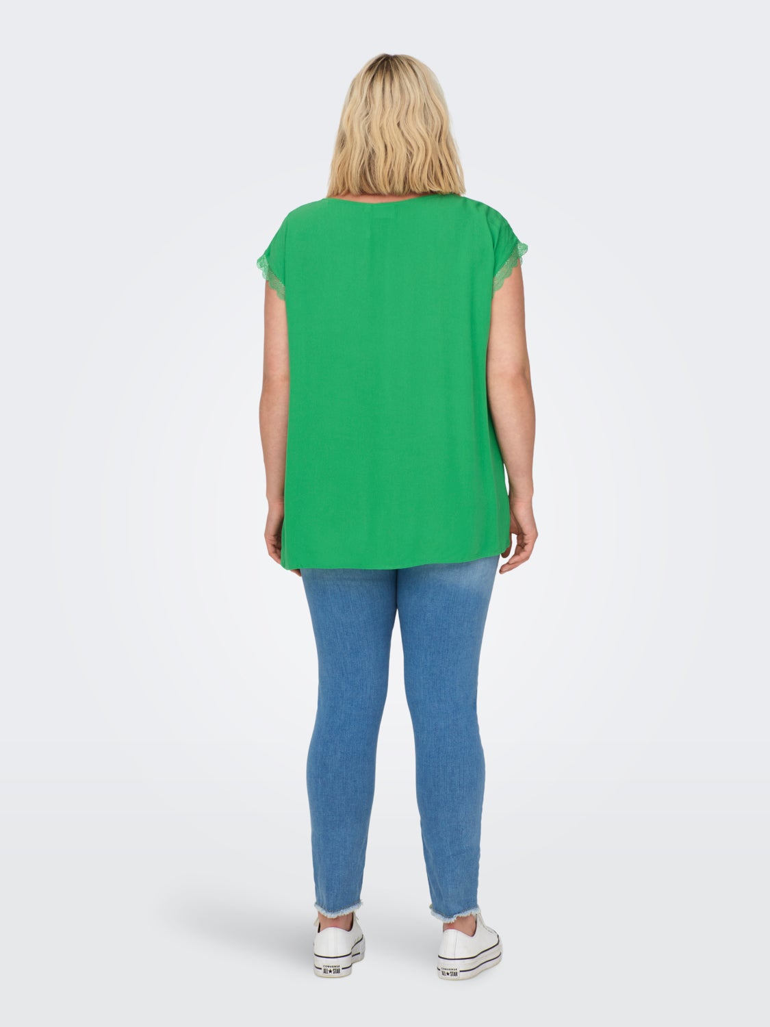 Curvy viscose top