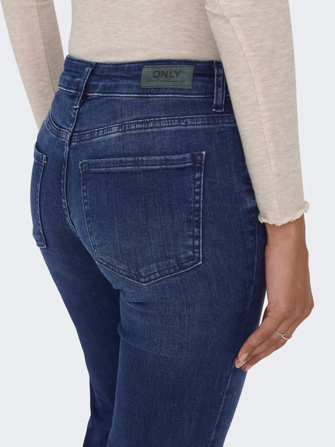 Wide Leg Fit Low waist Jeans