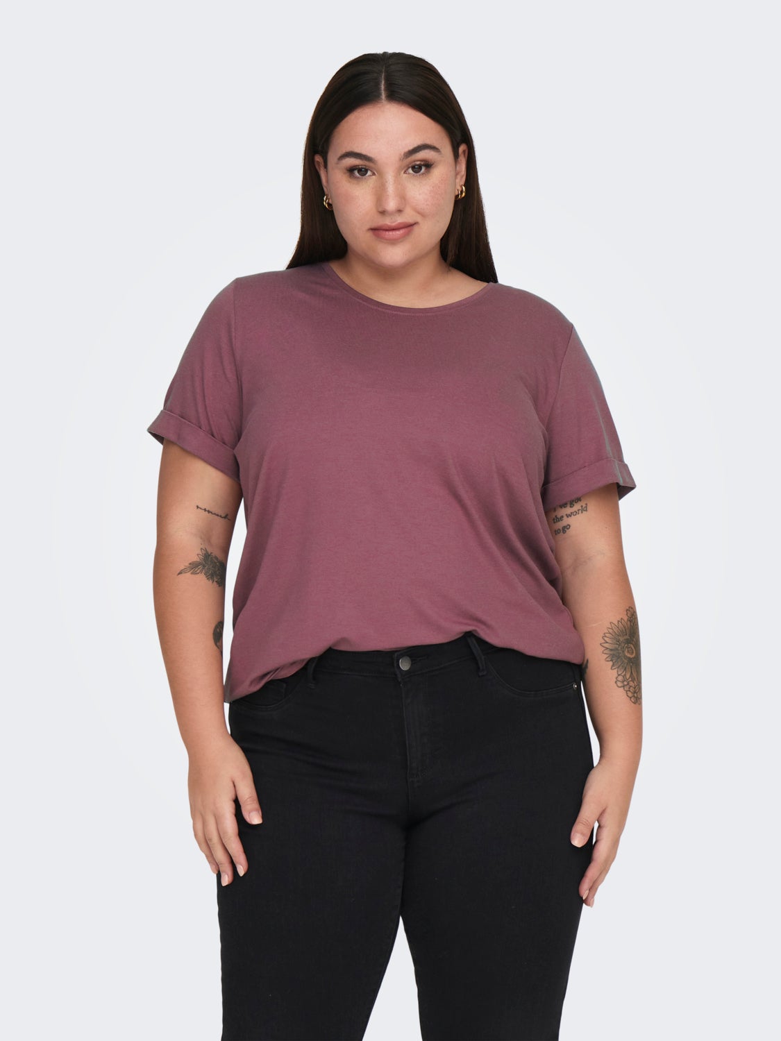 Curvy solid colored T-shirt