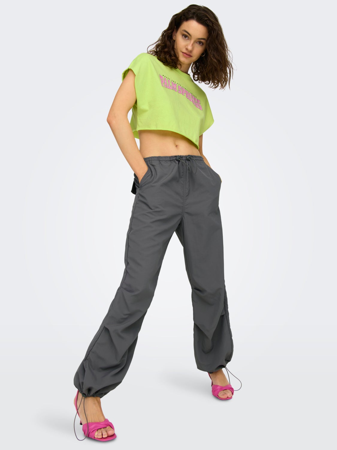 Straight fit pants with elastic waist
