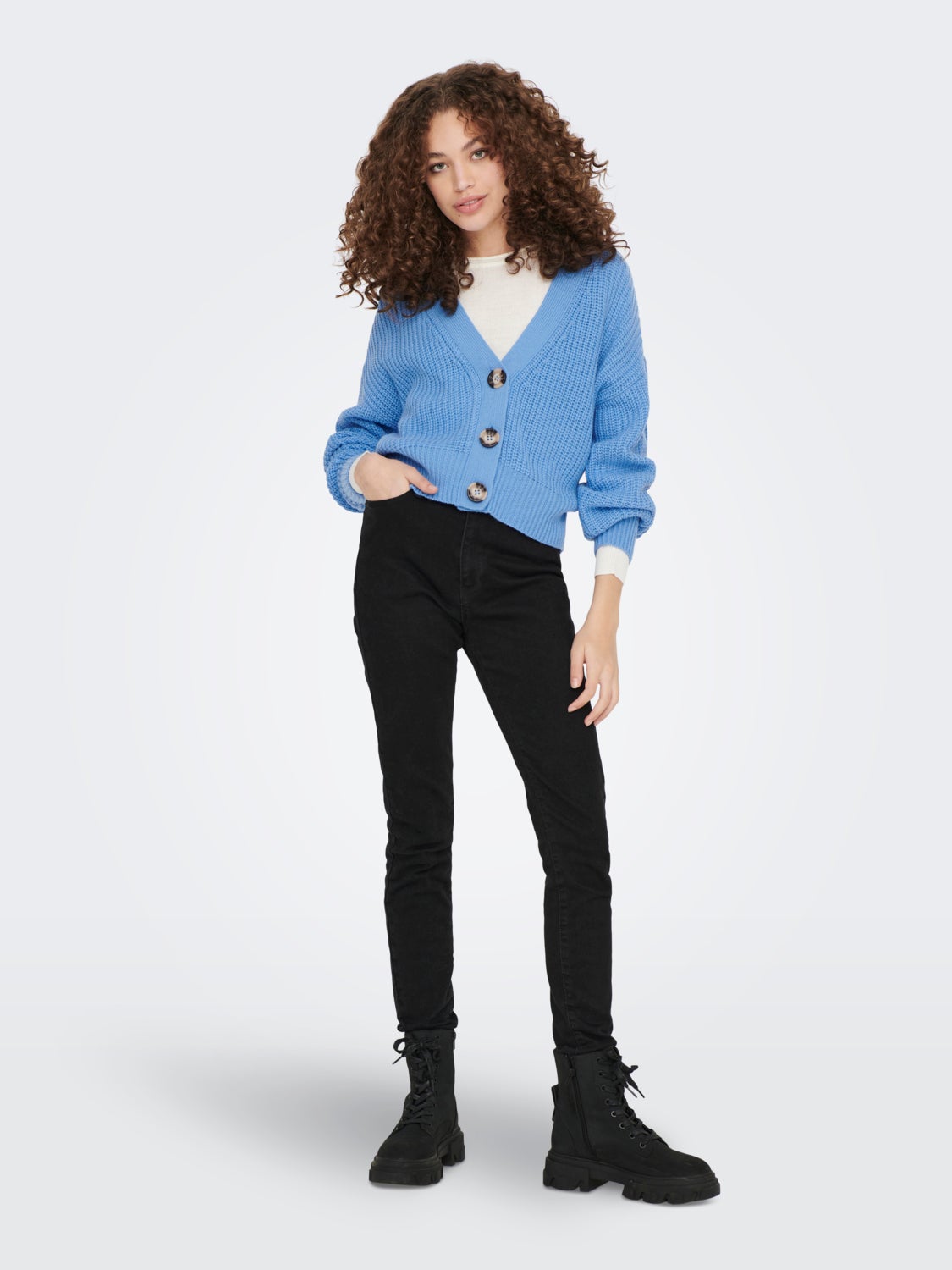 Short Knitted Cardigan