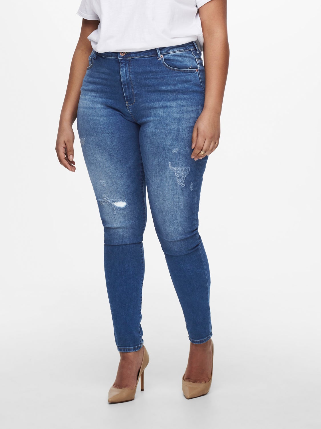 Curvy carlaola life hw destroyed Skinny fit jeans