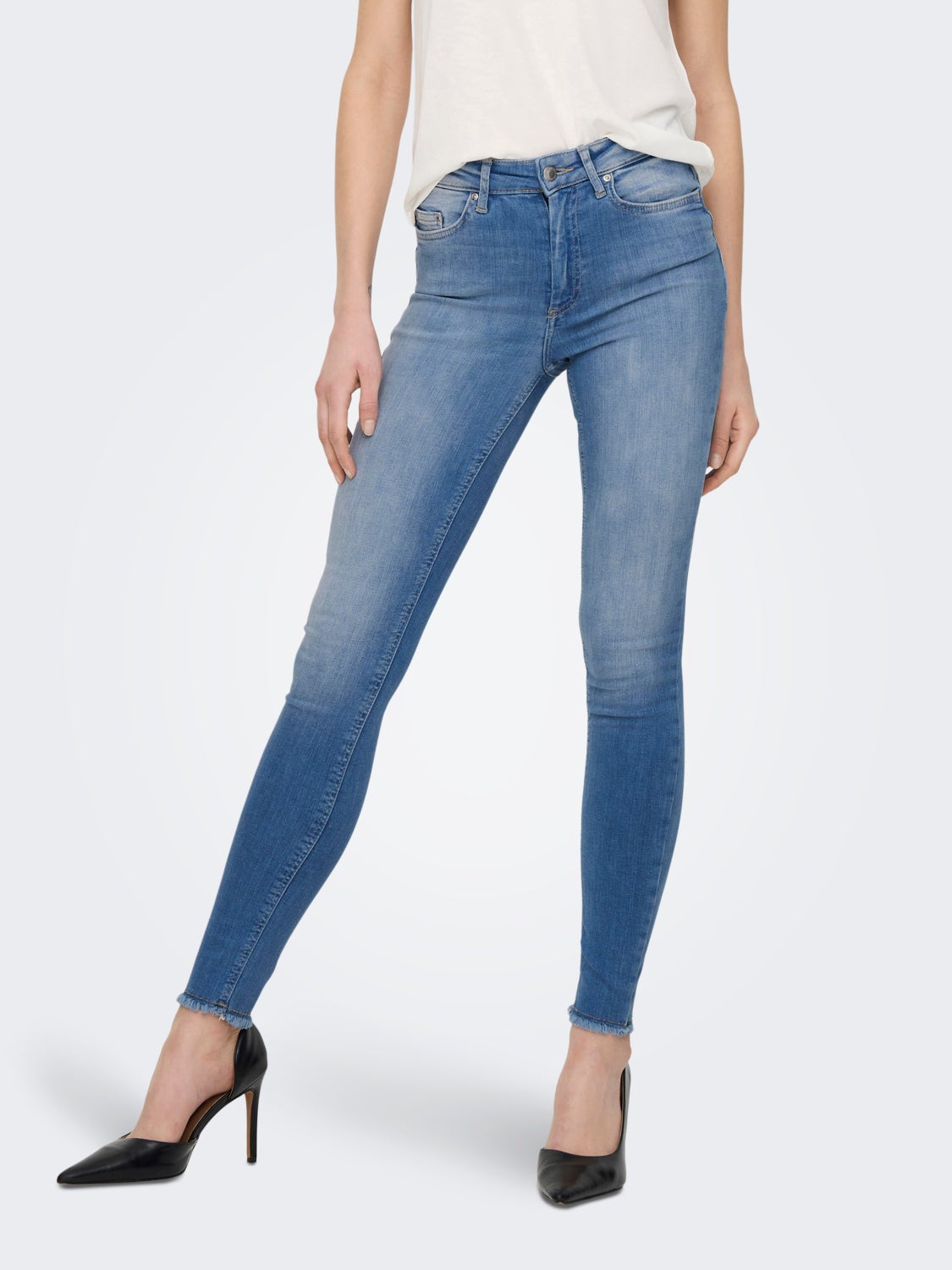 Skinny Fit High waist Raw hems Jeans