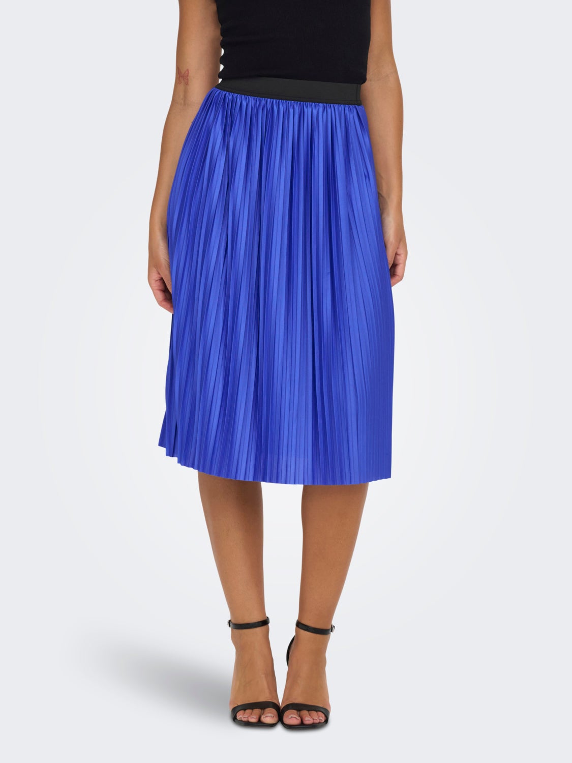 Pleated Midi skirt
