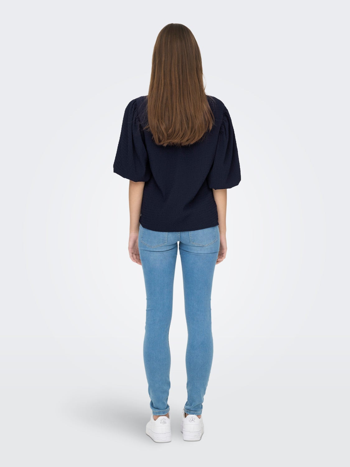 O-neck top with balloon sleeves