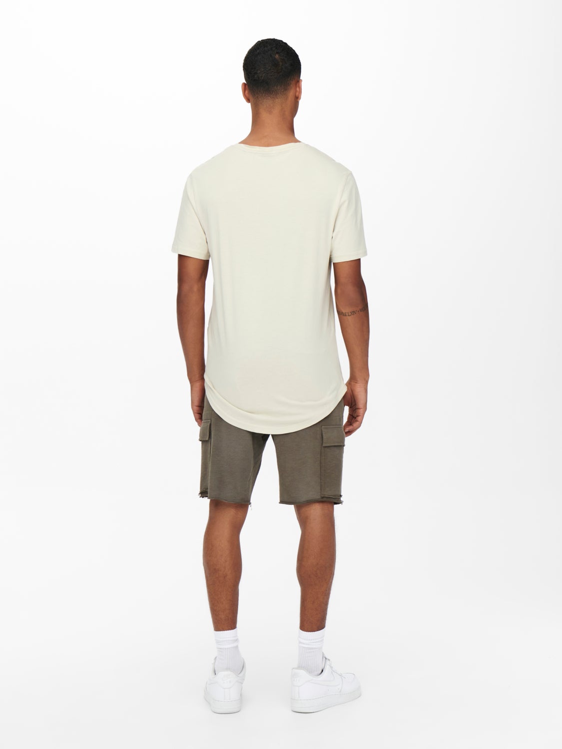 Long o-neck t-shirt