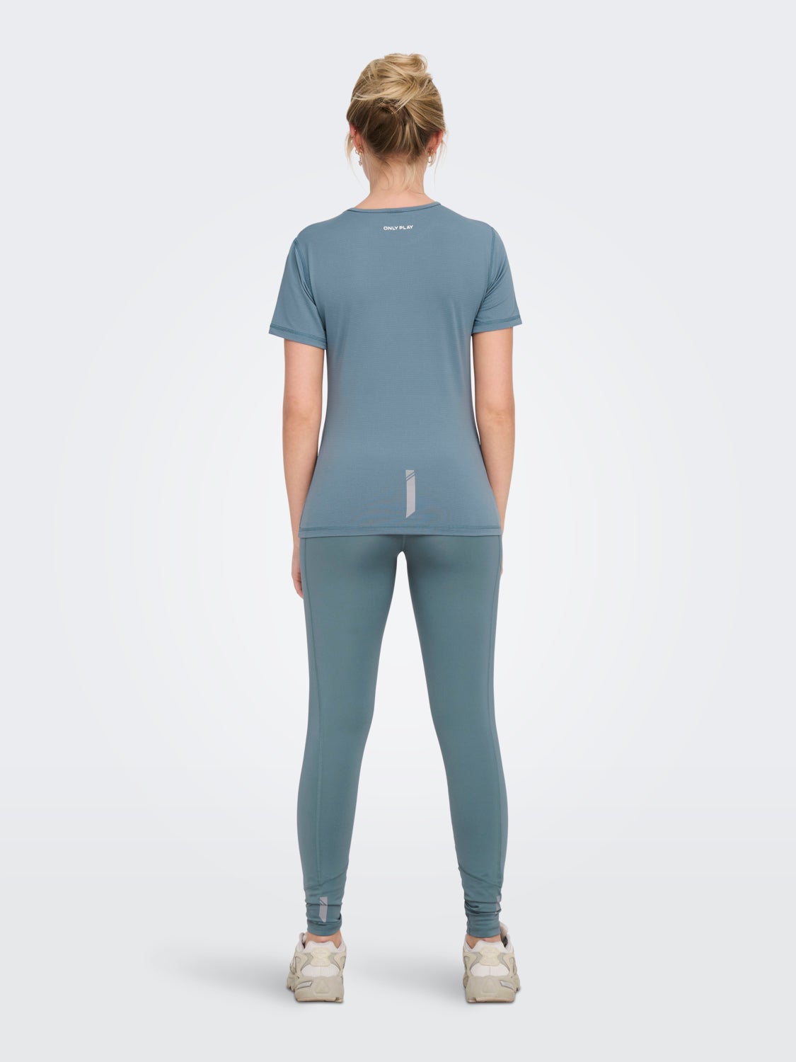 Solid colored Training Tee