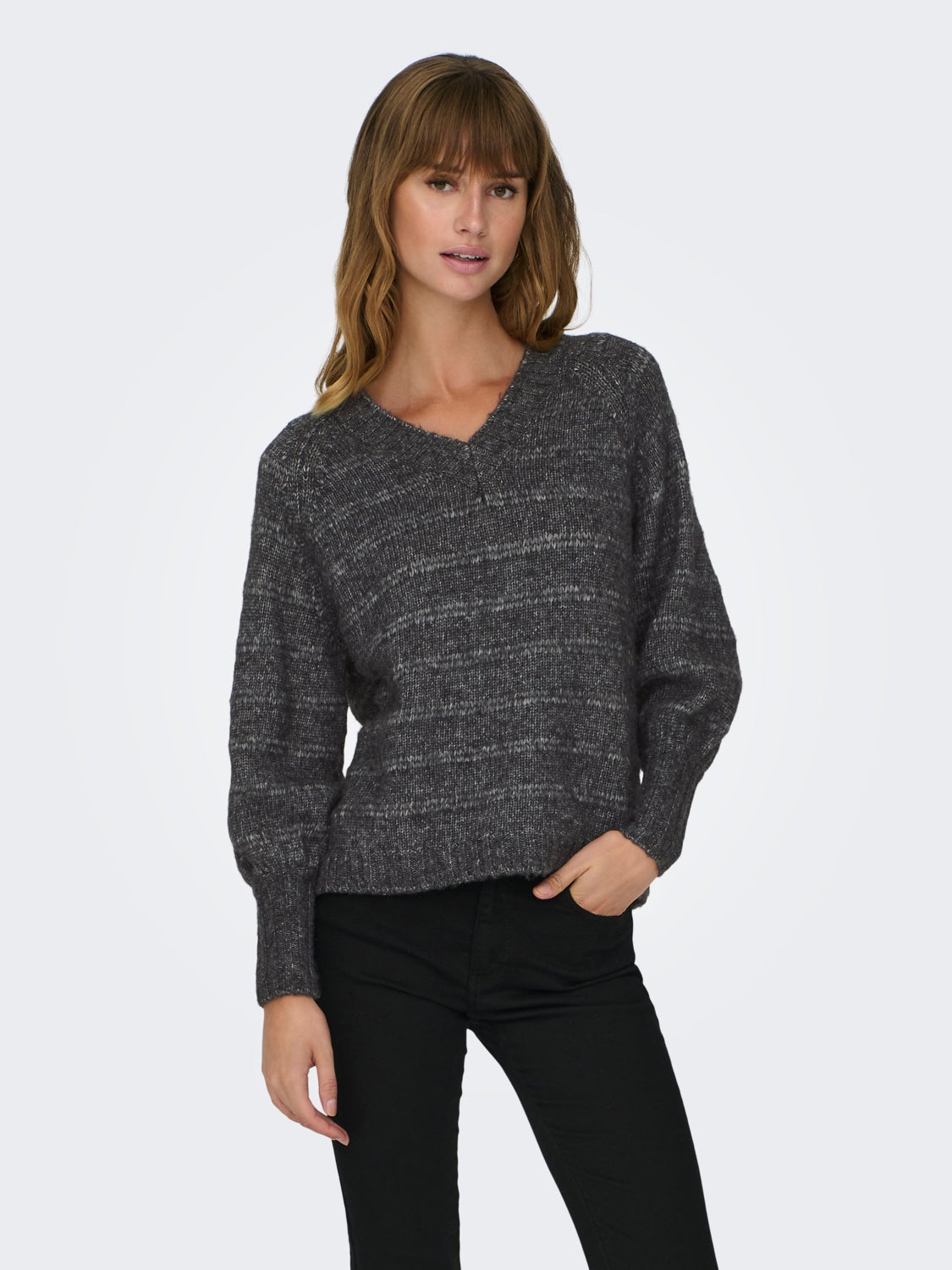 V-neck knitted pullover