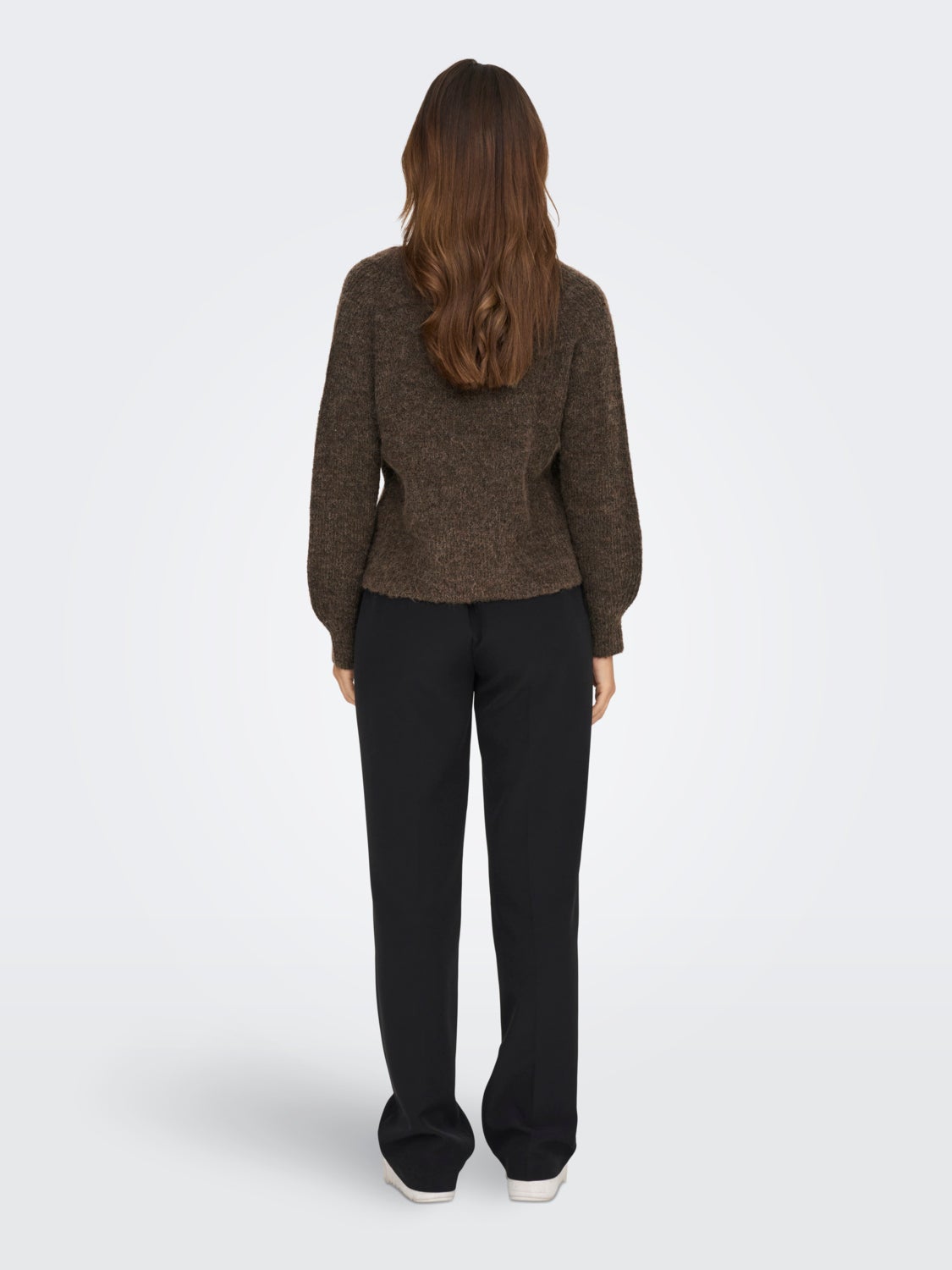 v-neck knitted pullover