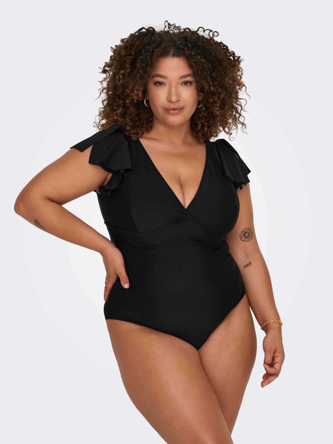Curvy Ruffle detailed Swimsuit