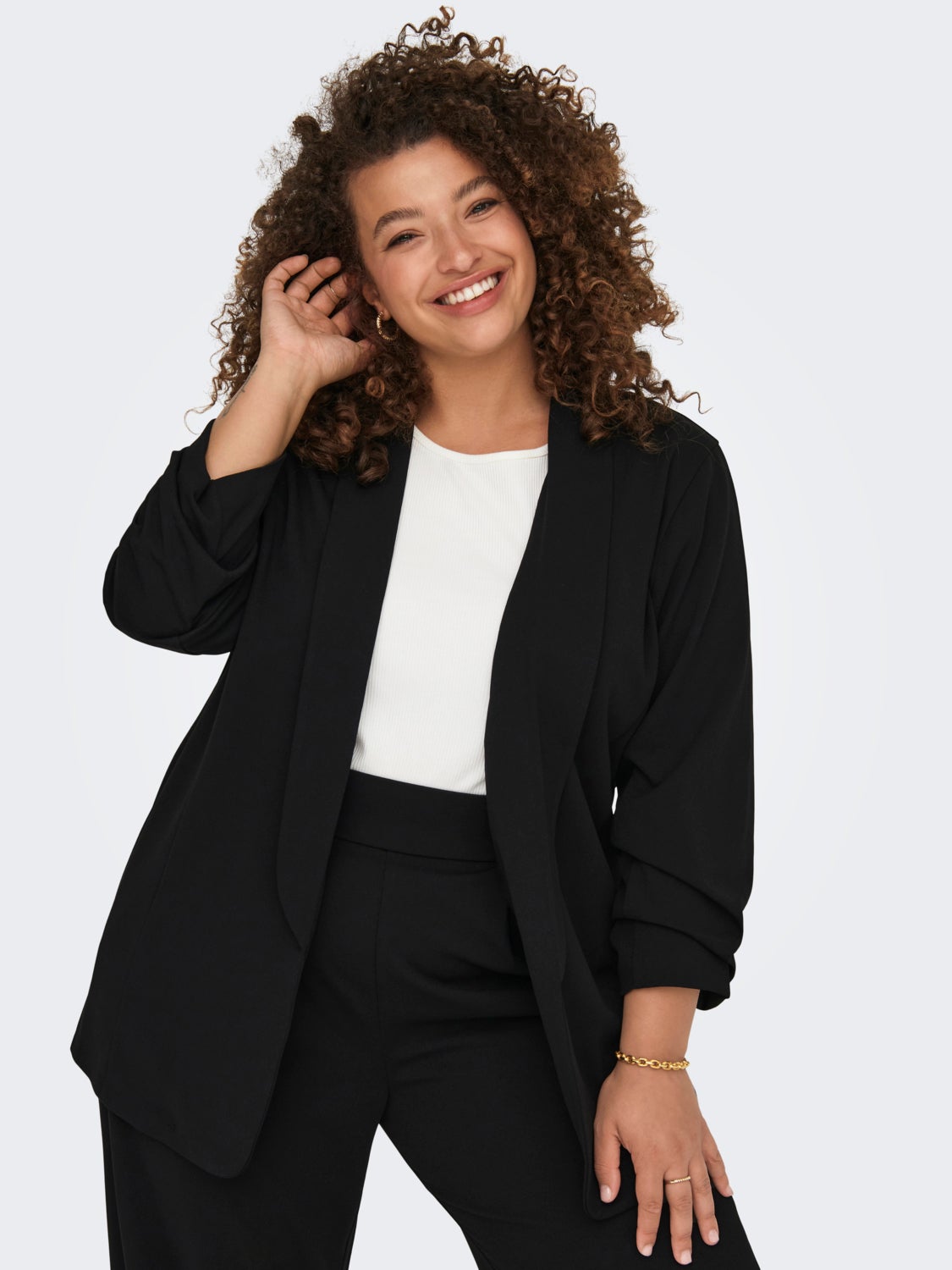 Curvy blazer with 7/8 sleeves