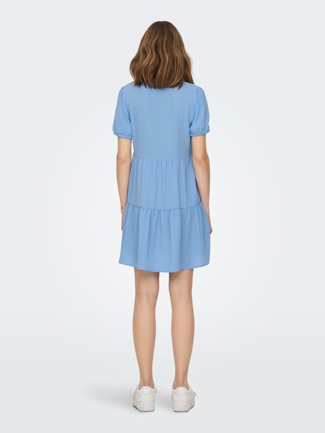 Regular fit v-neck dress