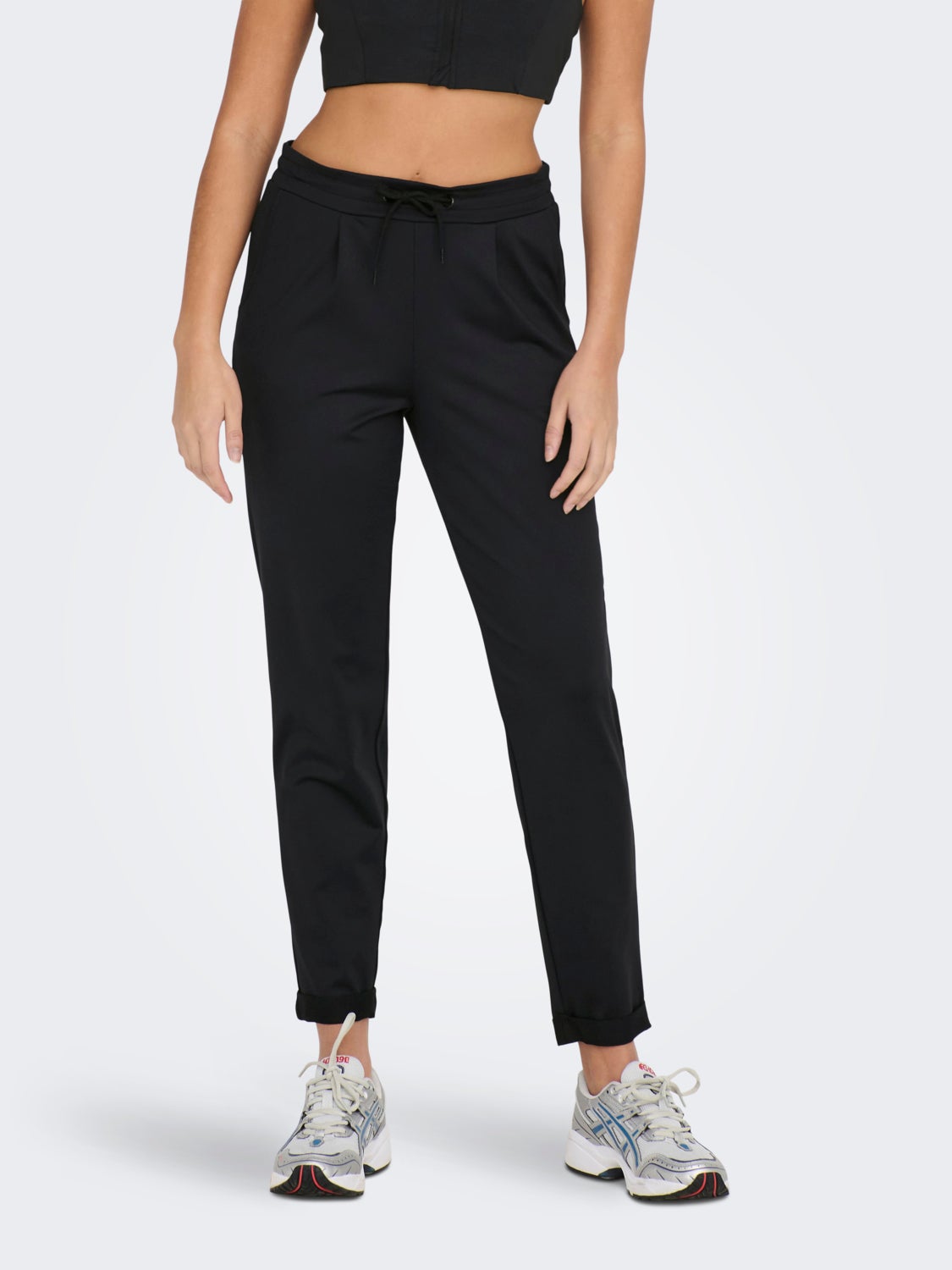 Training pants with draw string