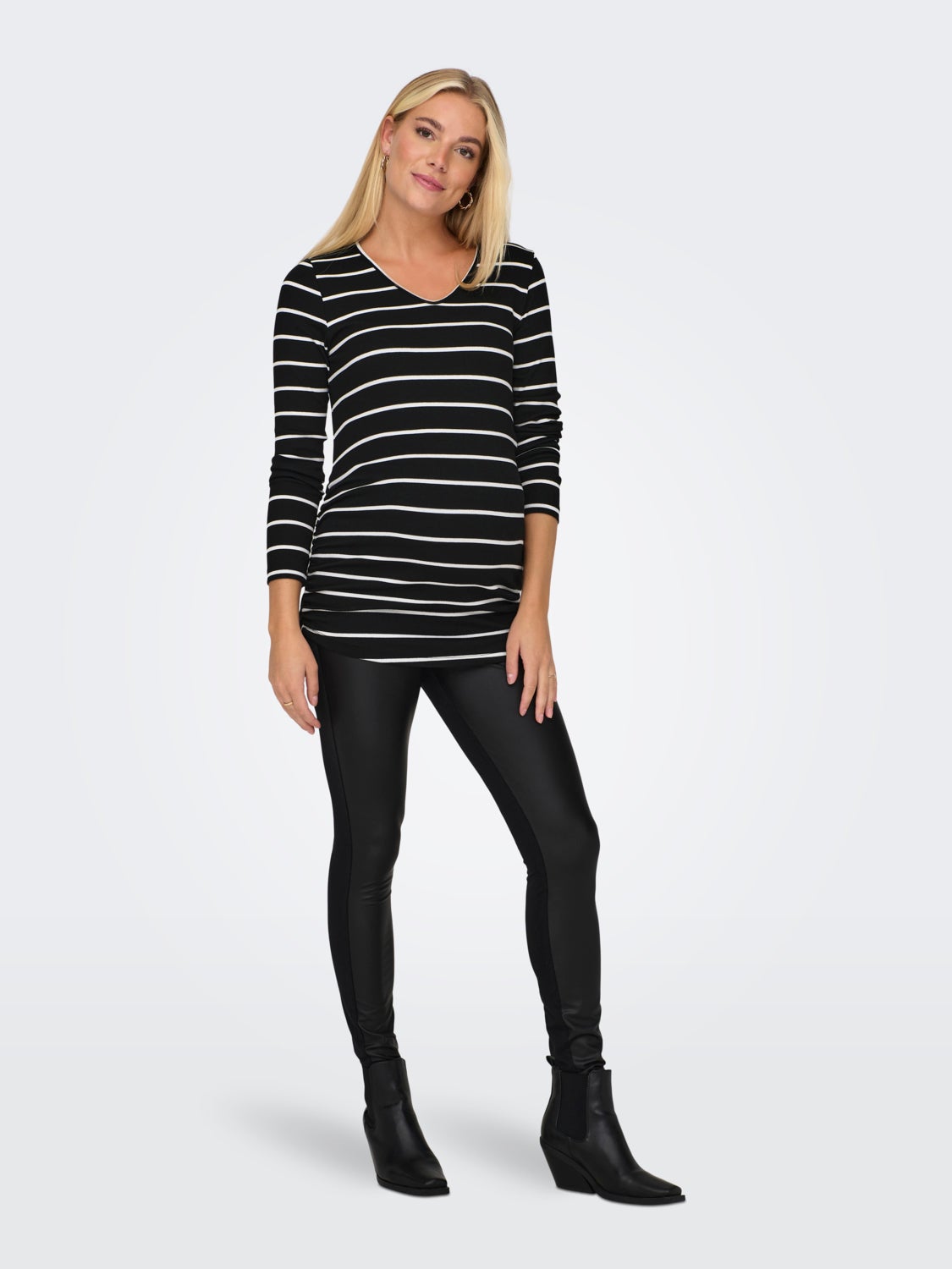 mama v-neck top with long sleeves