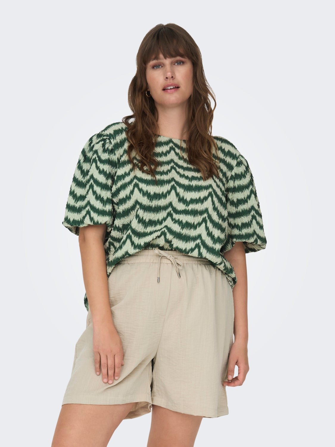 Curvy puff sleeve top