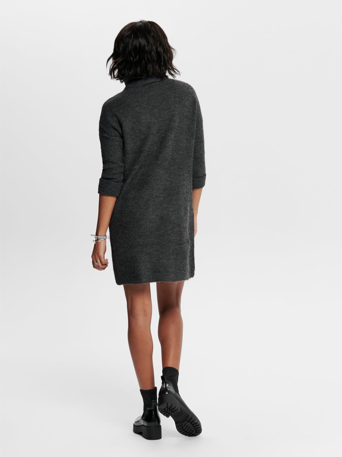 Long sleeved Knitted Dress