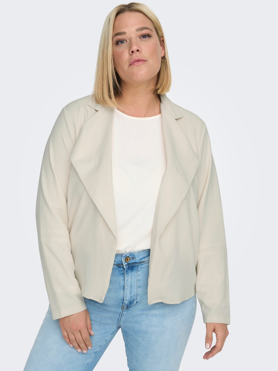 Curvy Open Blazer