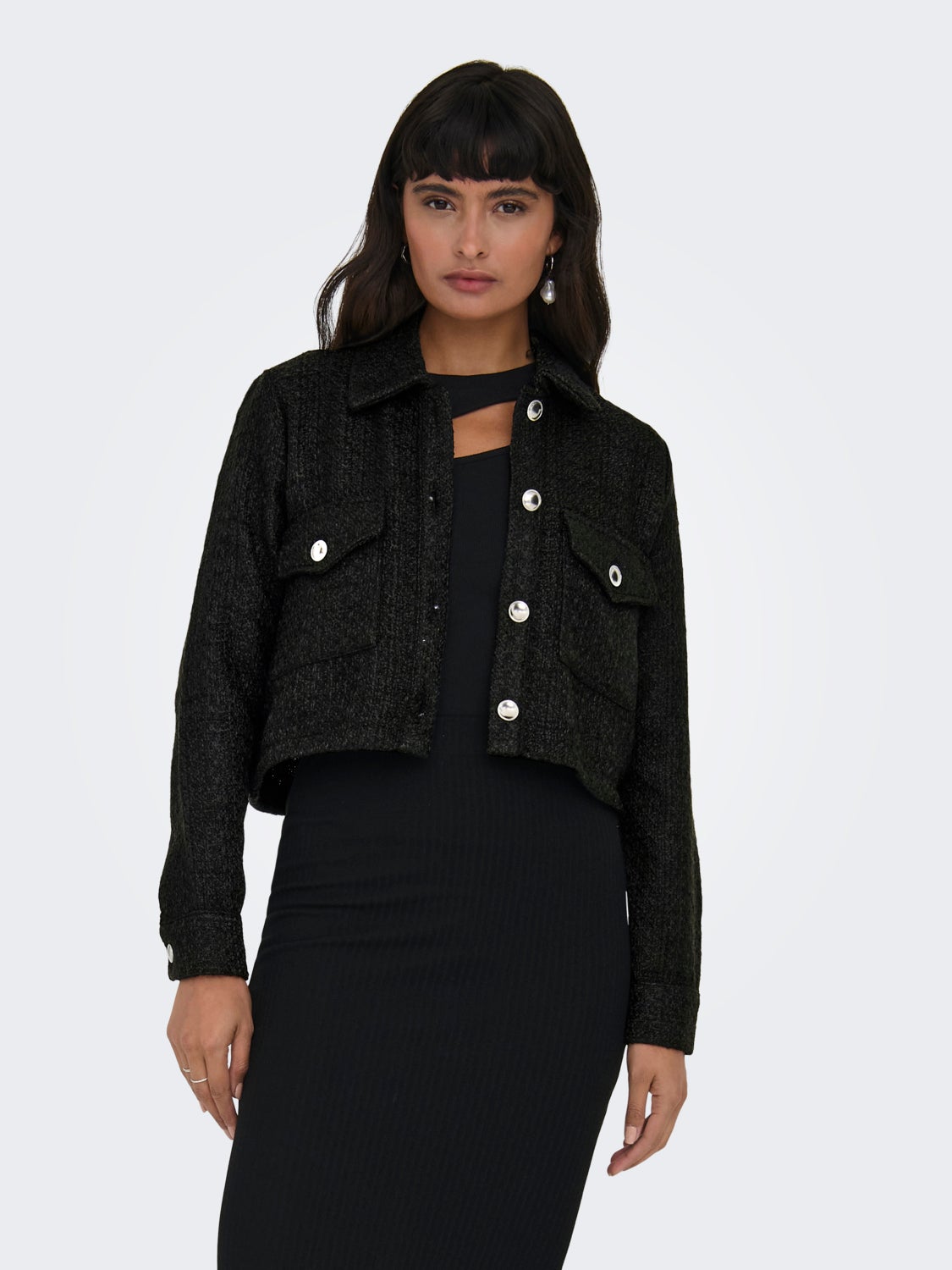 Short jacket with buttons