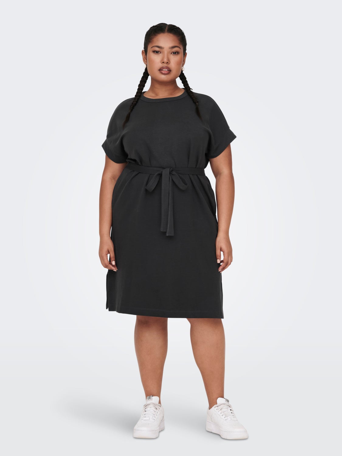 Curvy short sleeve dress