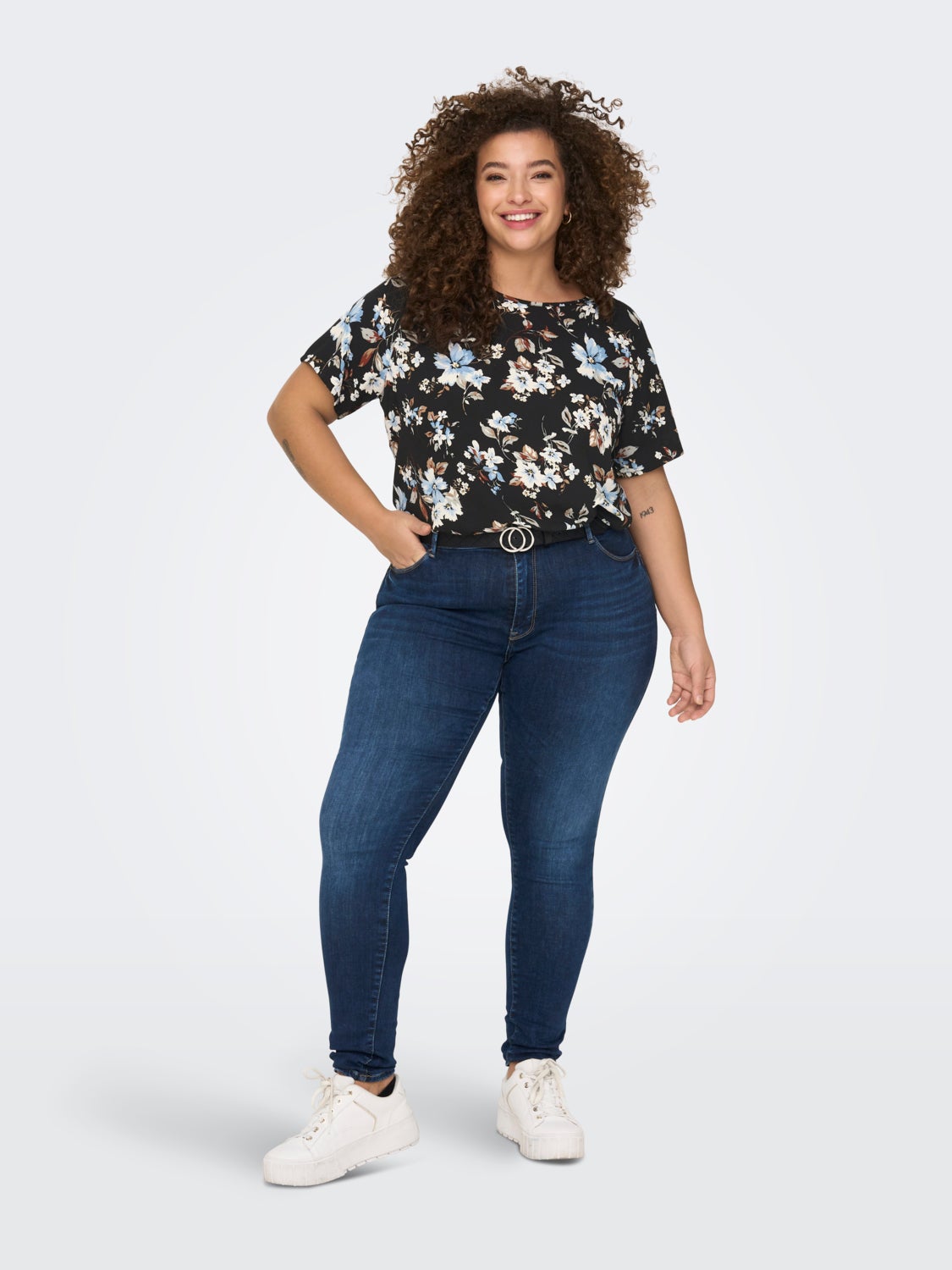 Curvy short sleeve Top