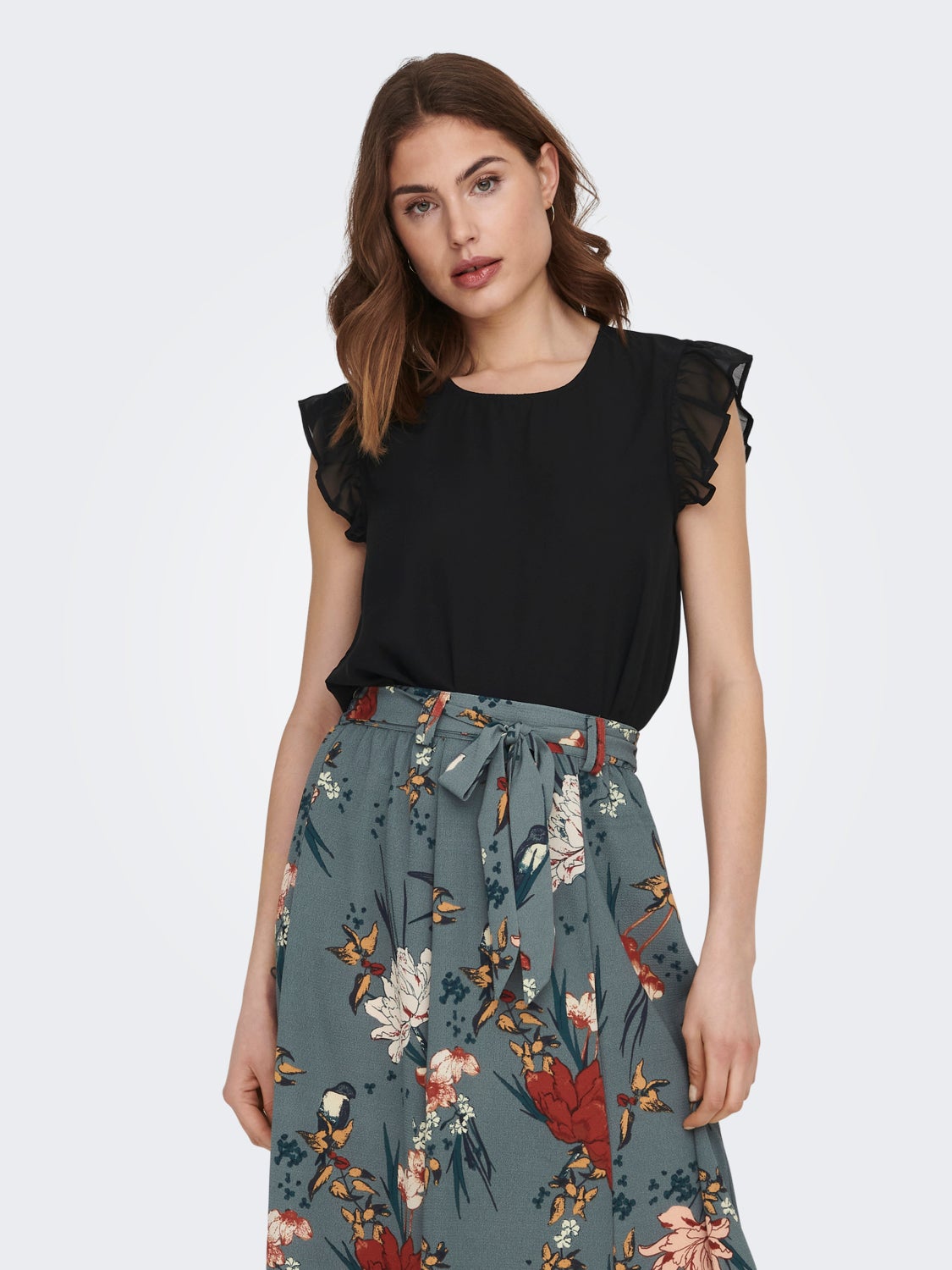 Frill detailed sleeveless top