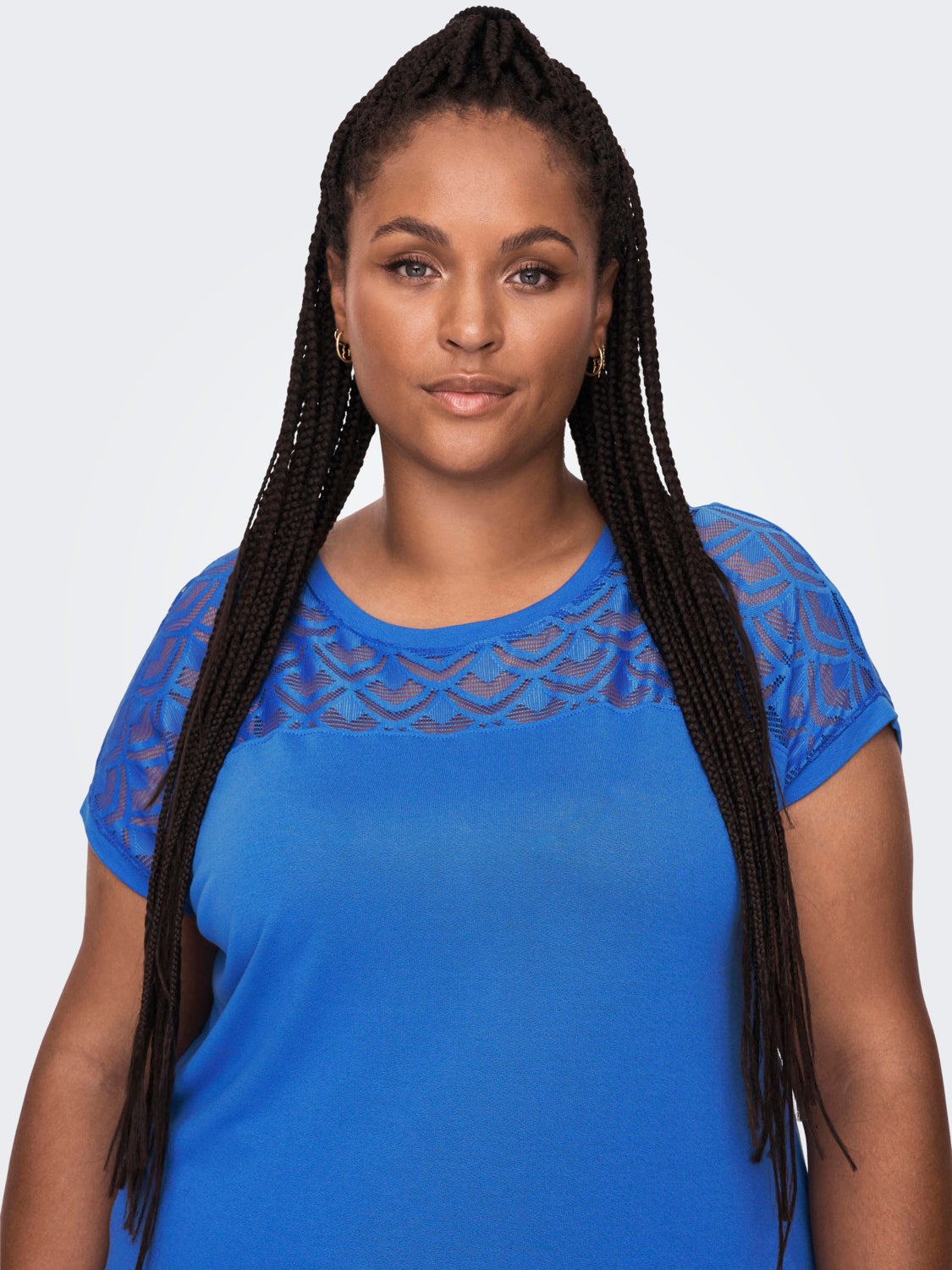 Curvy lace detail Top