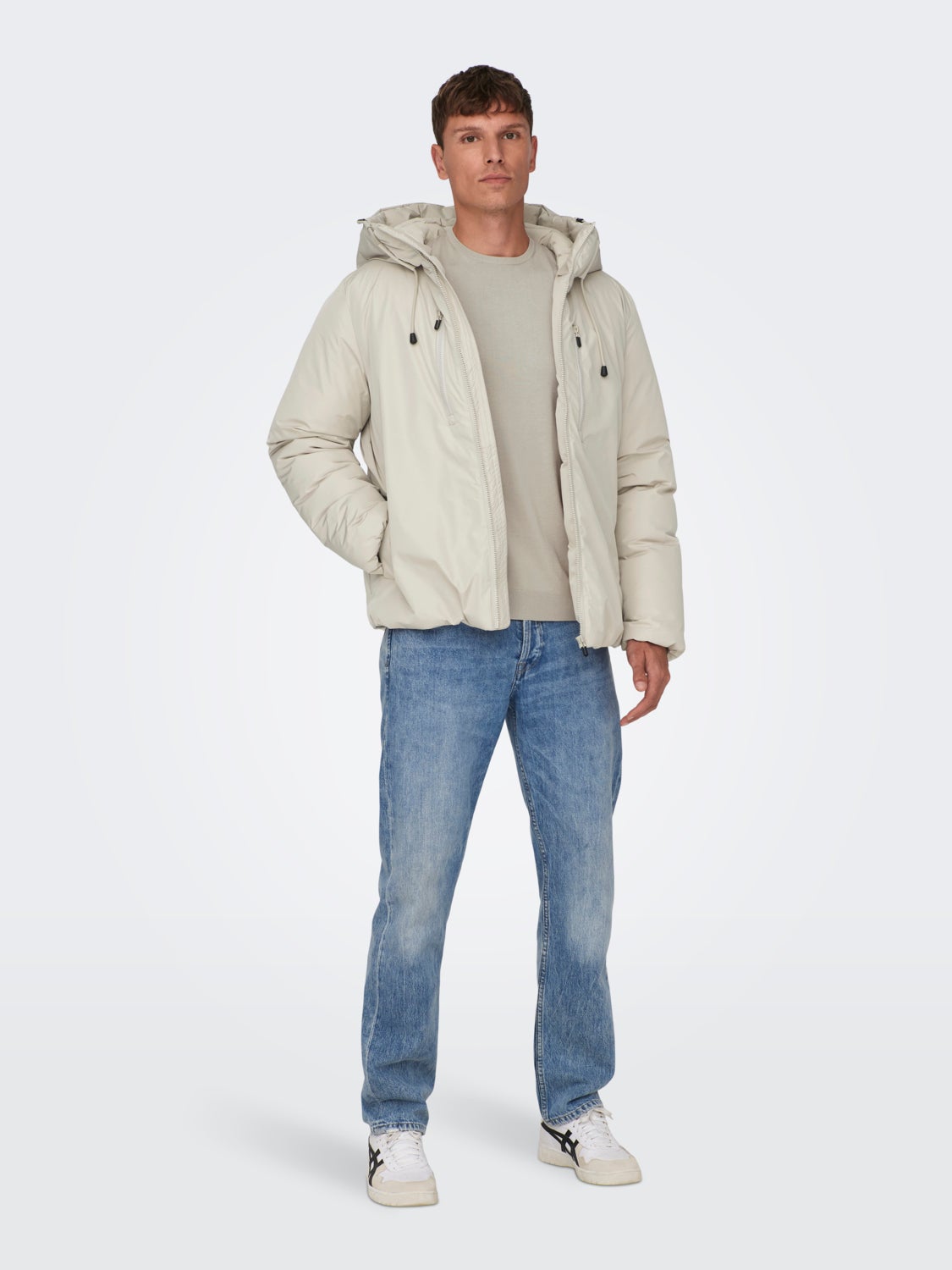 Short puffer jacket
