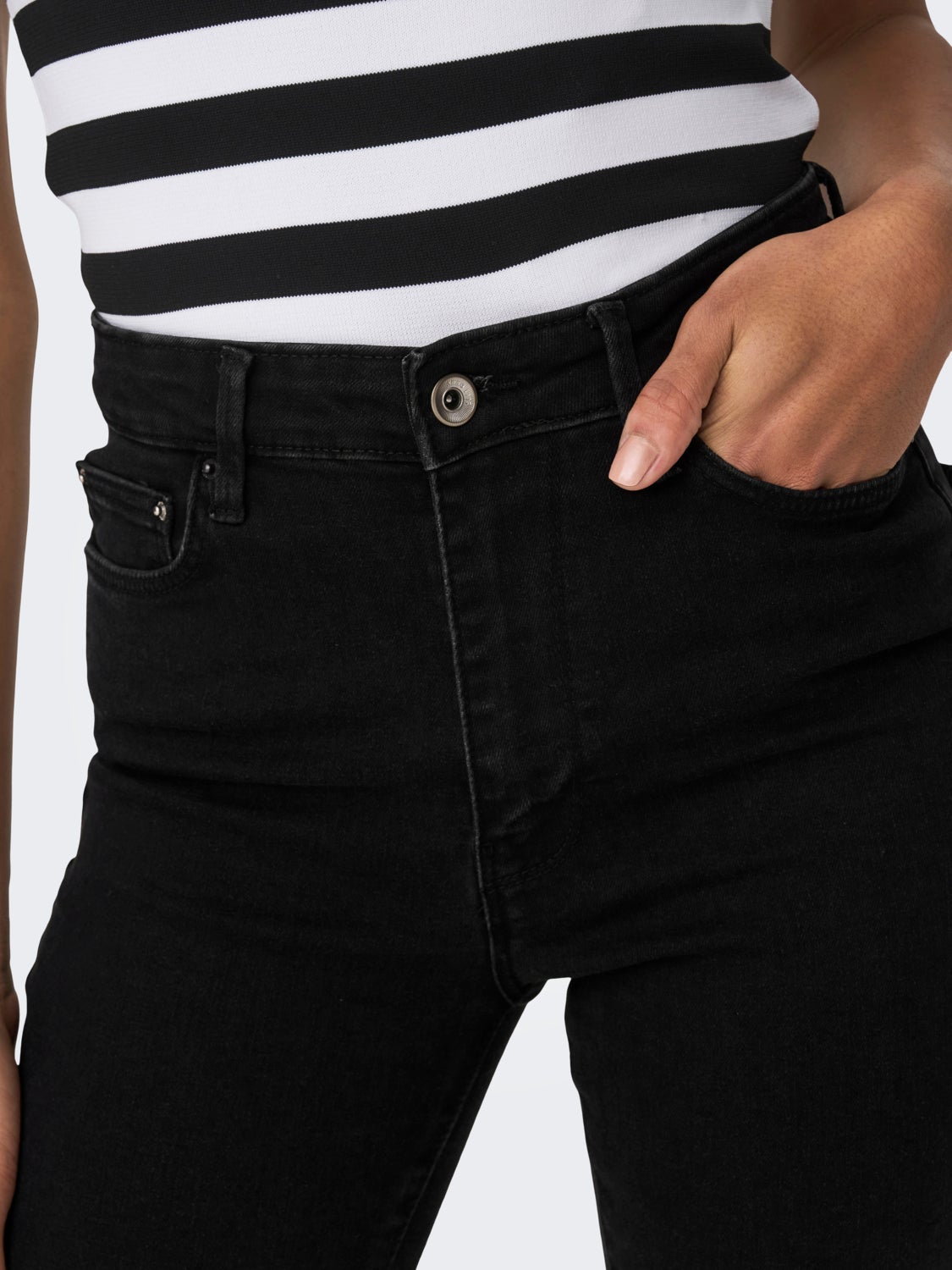 ONLICONIC SK LONG ANK NOOS high waisted jeans