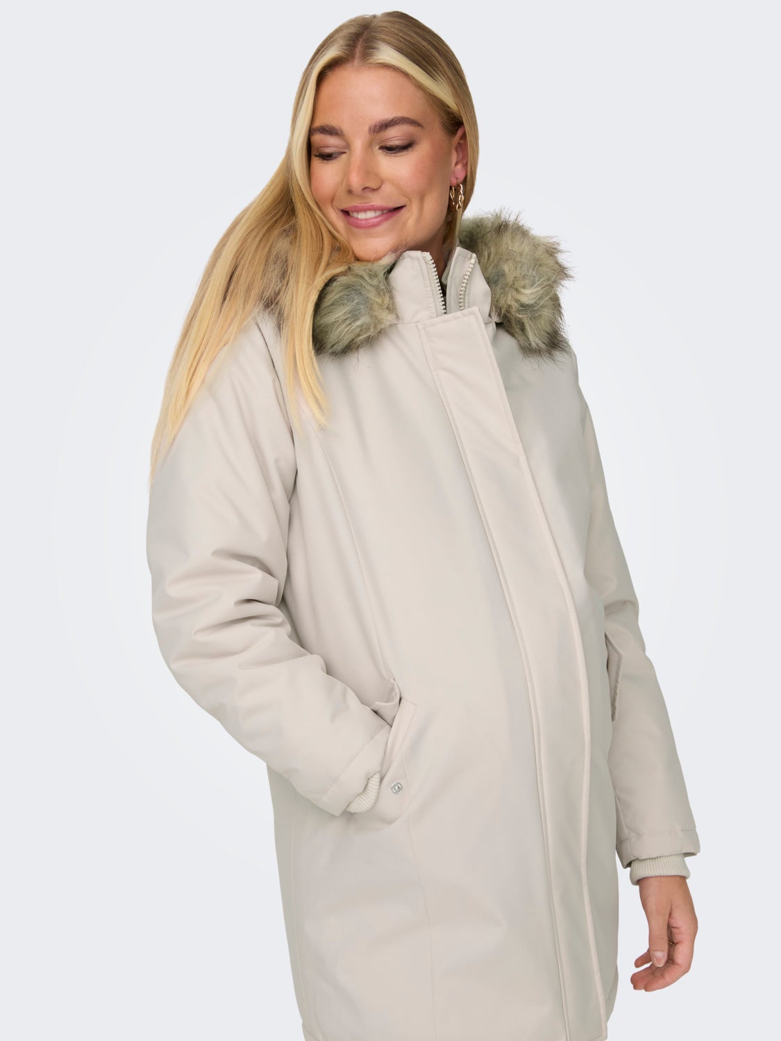 Hood with detachable faux fur edge Maternity Parka