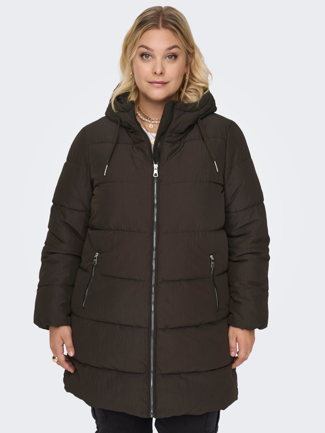 Curvy long puffer coat