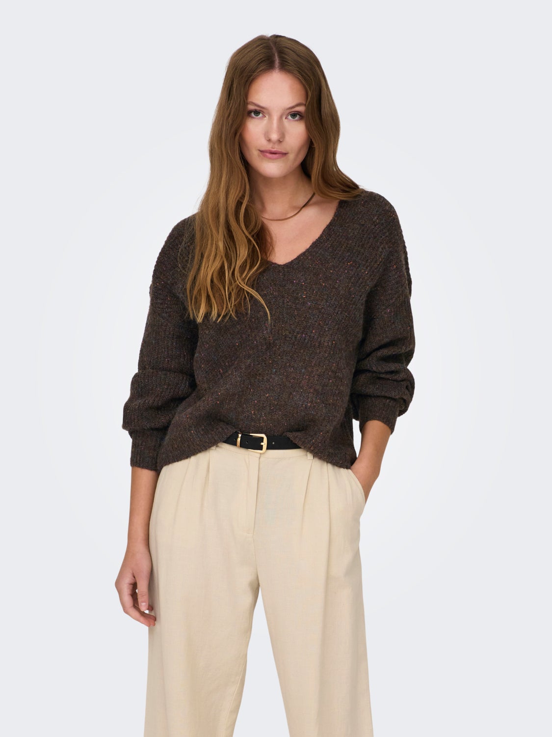 V-neck knitted pullover