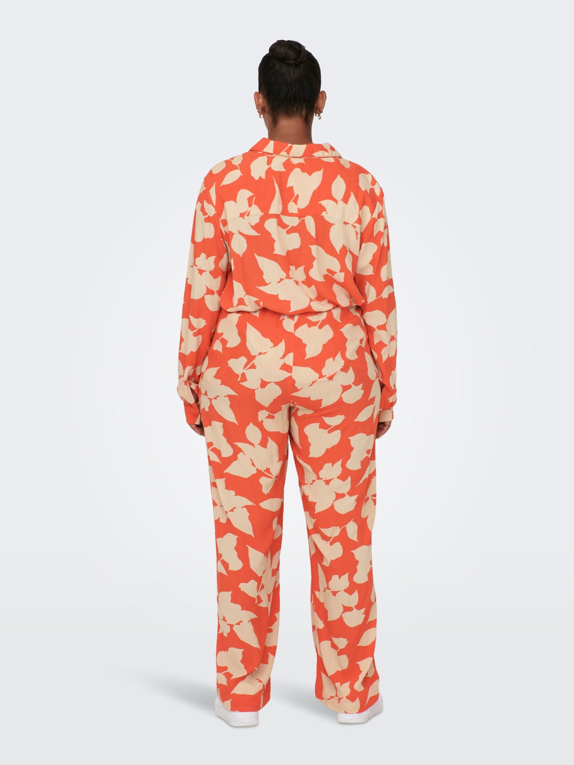 Curvy pants with print