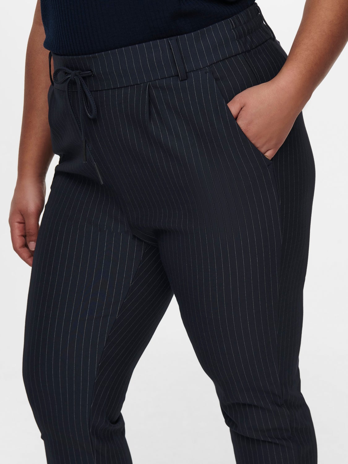 Curvy pinstriped Trousers